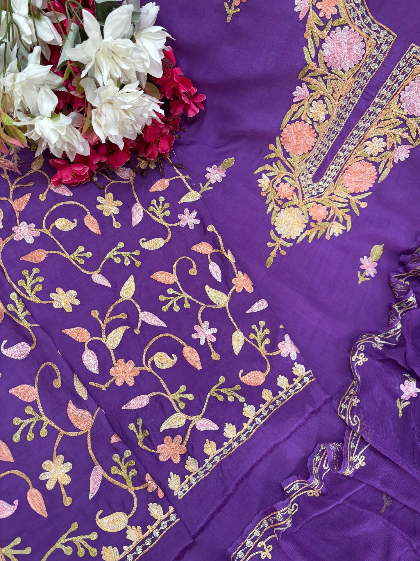 Lilac Muslin Cotton Jaal Sleeves Kashmiri 3pc Suit