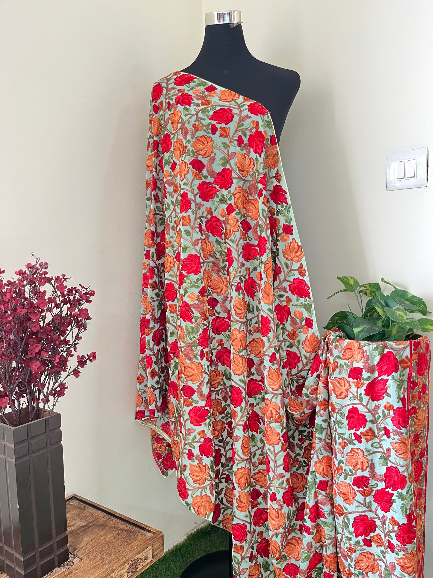 Kashmiri Georgette Odhni