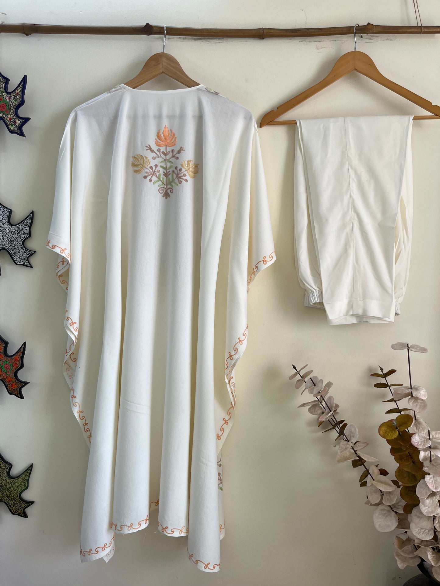 Off White Muslin Cotton Kashmiri Kaftan Set