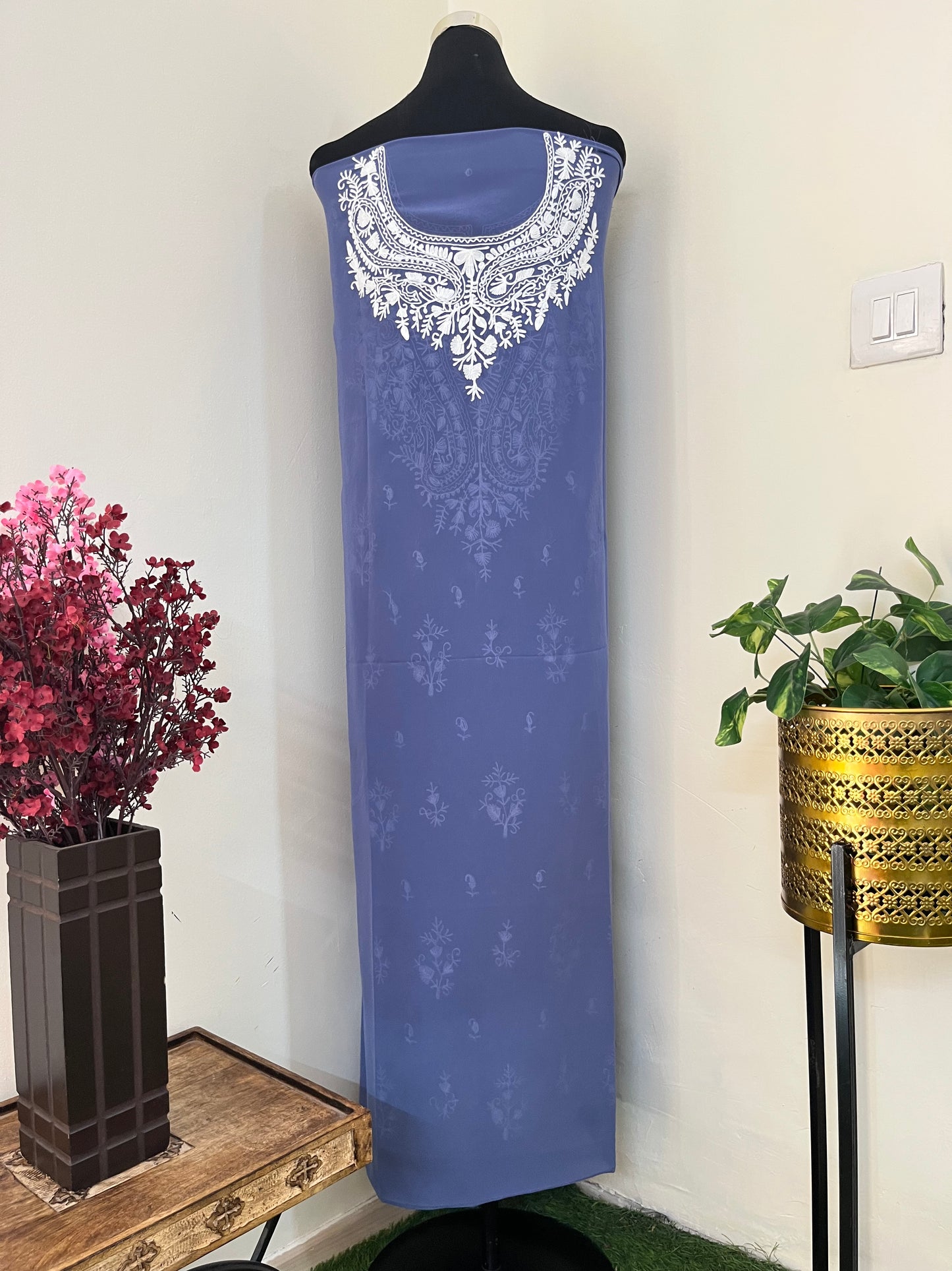 Lilac Georgette Kashmiri Unstitched Kurta Material