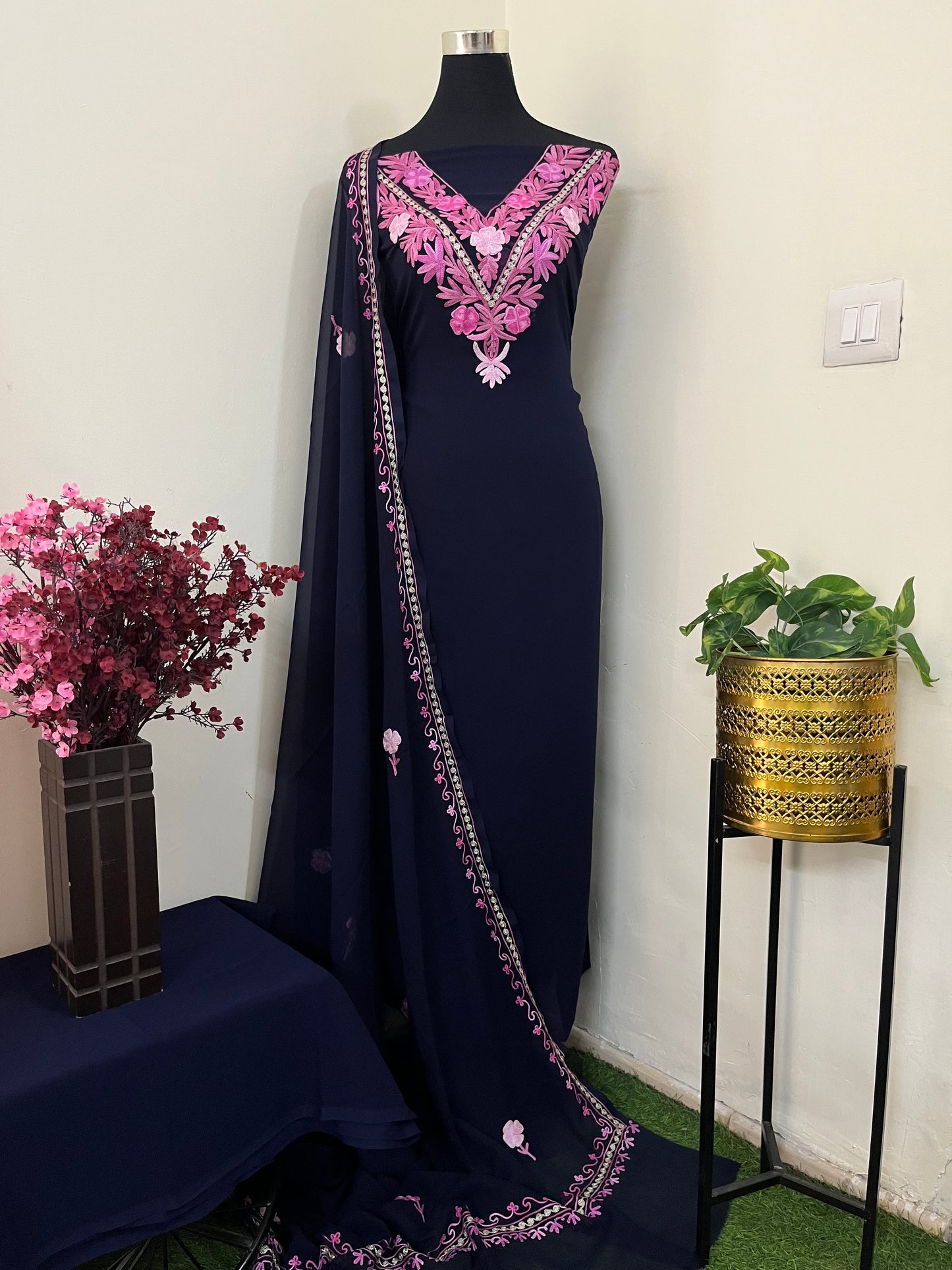 Navy blue Georgette 3 Pc Aari Embroidered Suit Set