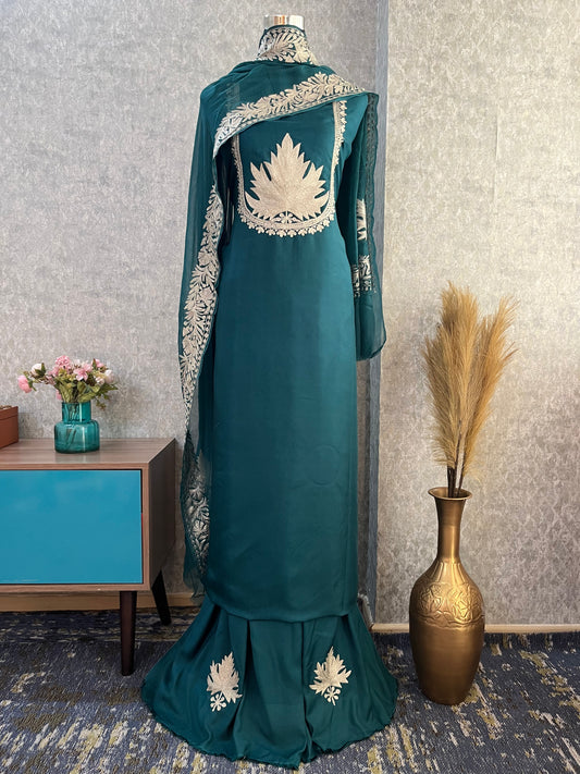 Green Sanam’ Tilla Kashmiri Silk Suit