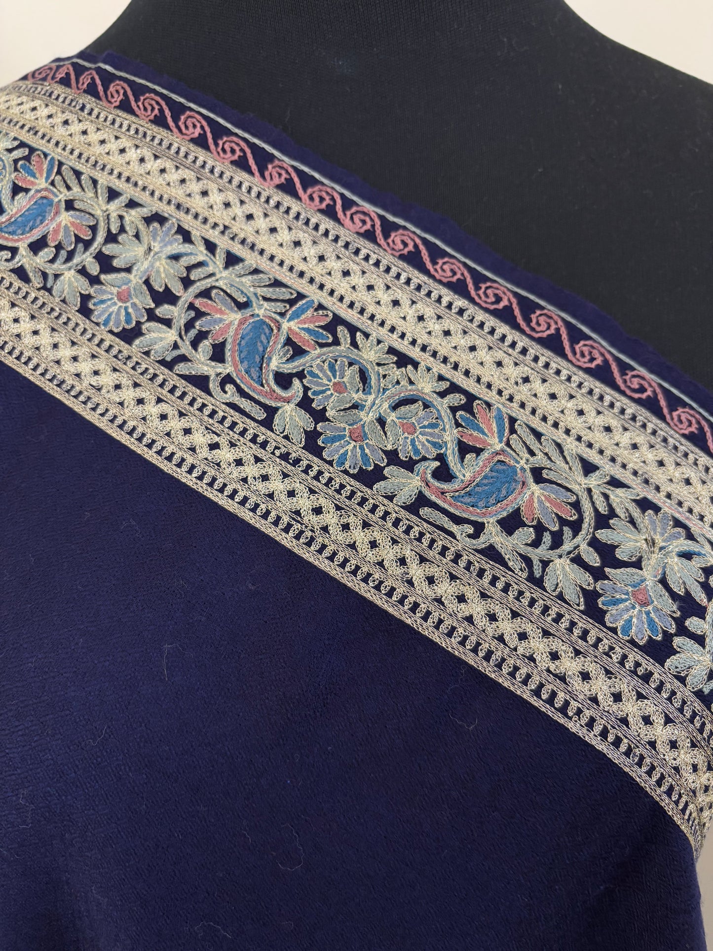 Midnight Blue Ambi Bael Kashmiri Stole