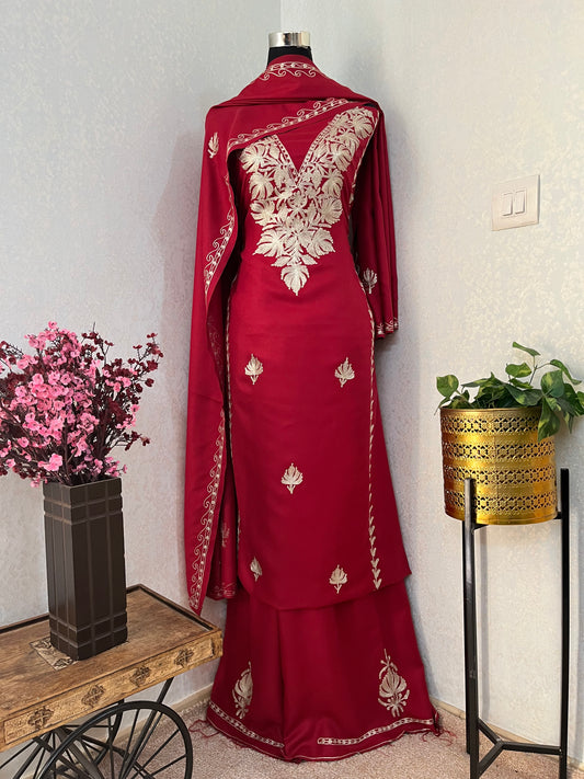 Maroon Tilla Embroidered 3pc Suit Stole