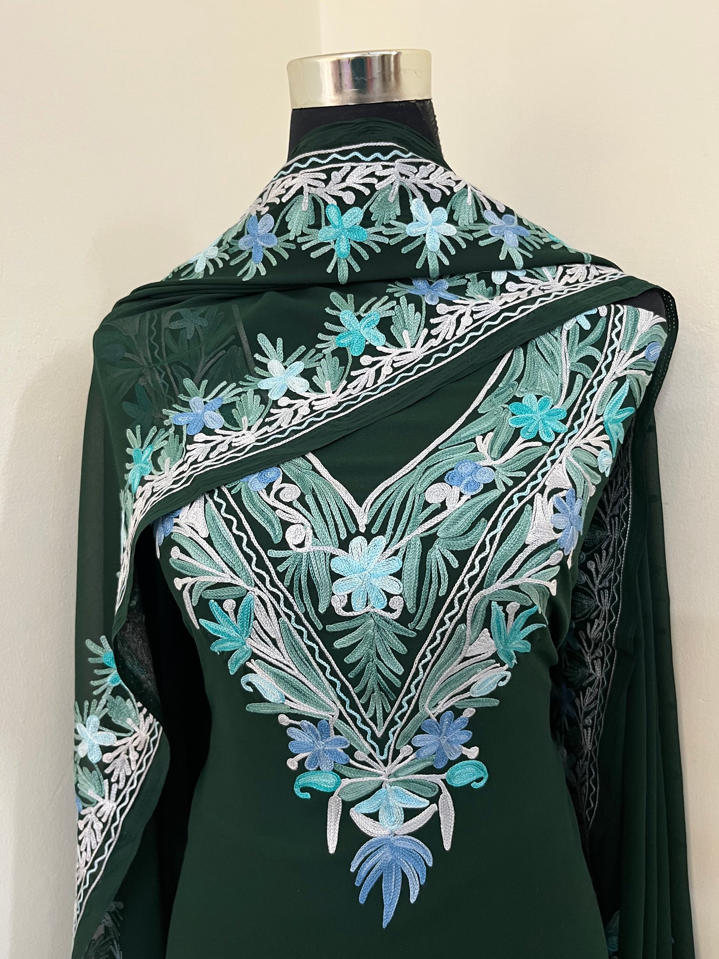 Green Georgette 3 Pc Kashmiri Suit