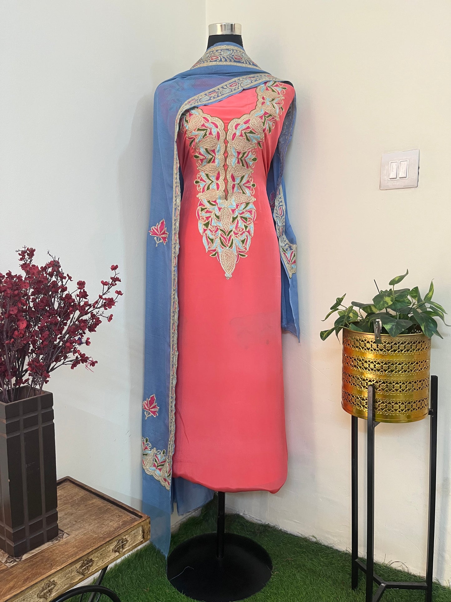 Kalaa’ Peach Crape Kashmiri Suit