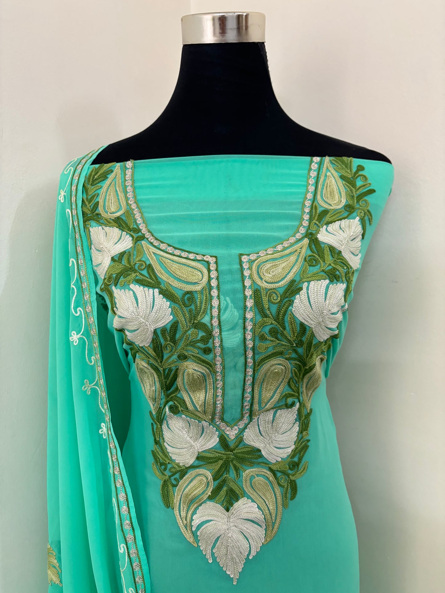 Sea Green Georgette 3pc Aari Embroidered Suit