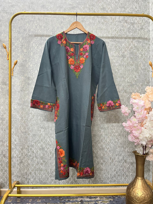 Grey Aari Embroidered Wool Pheran