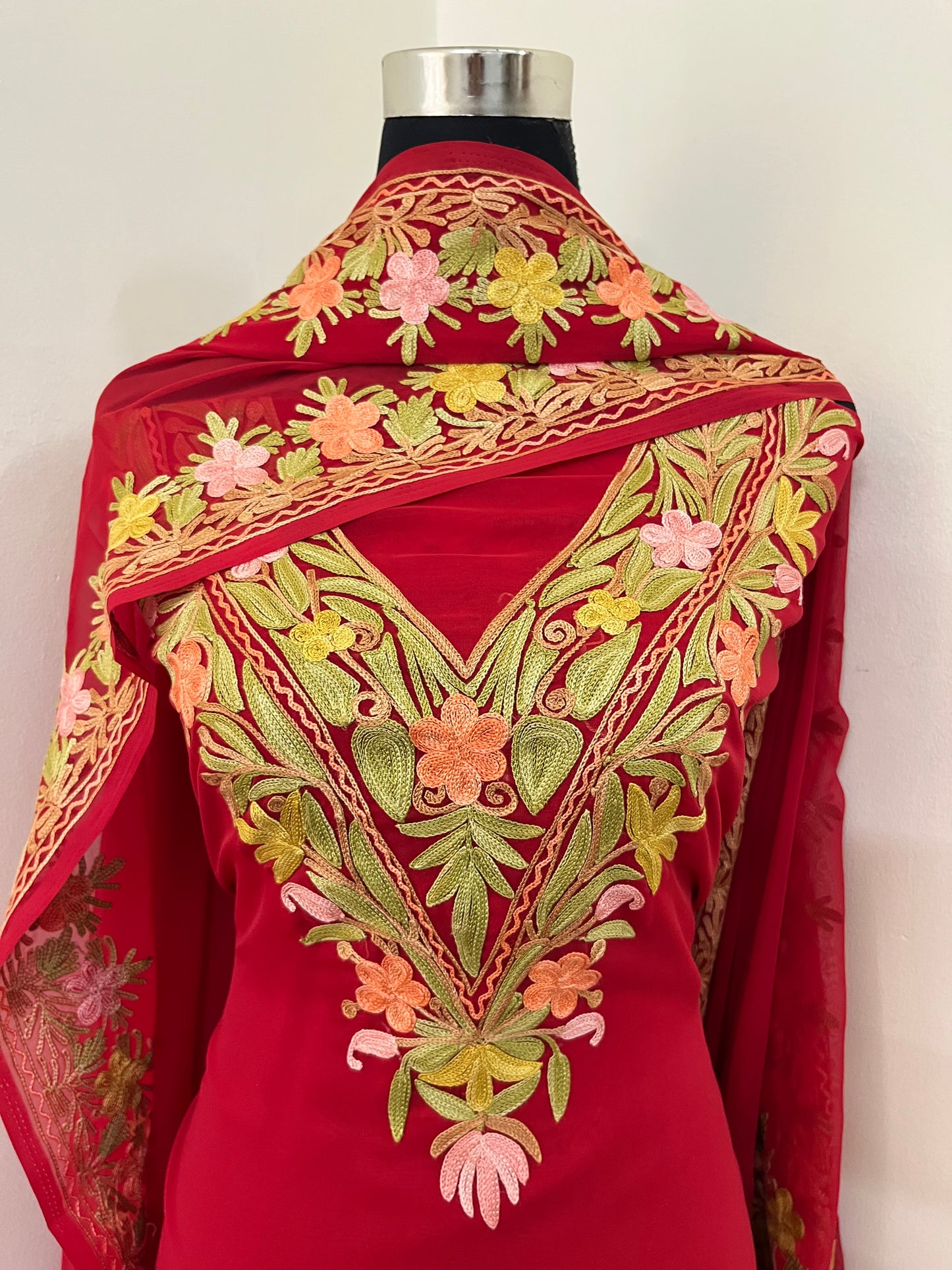 Red Georgette 3 Pc Kashmiri Suit
