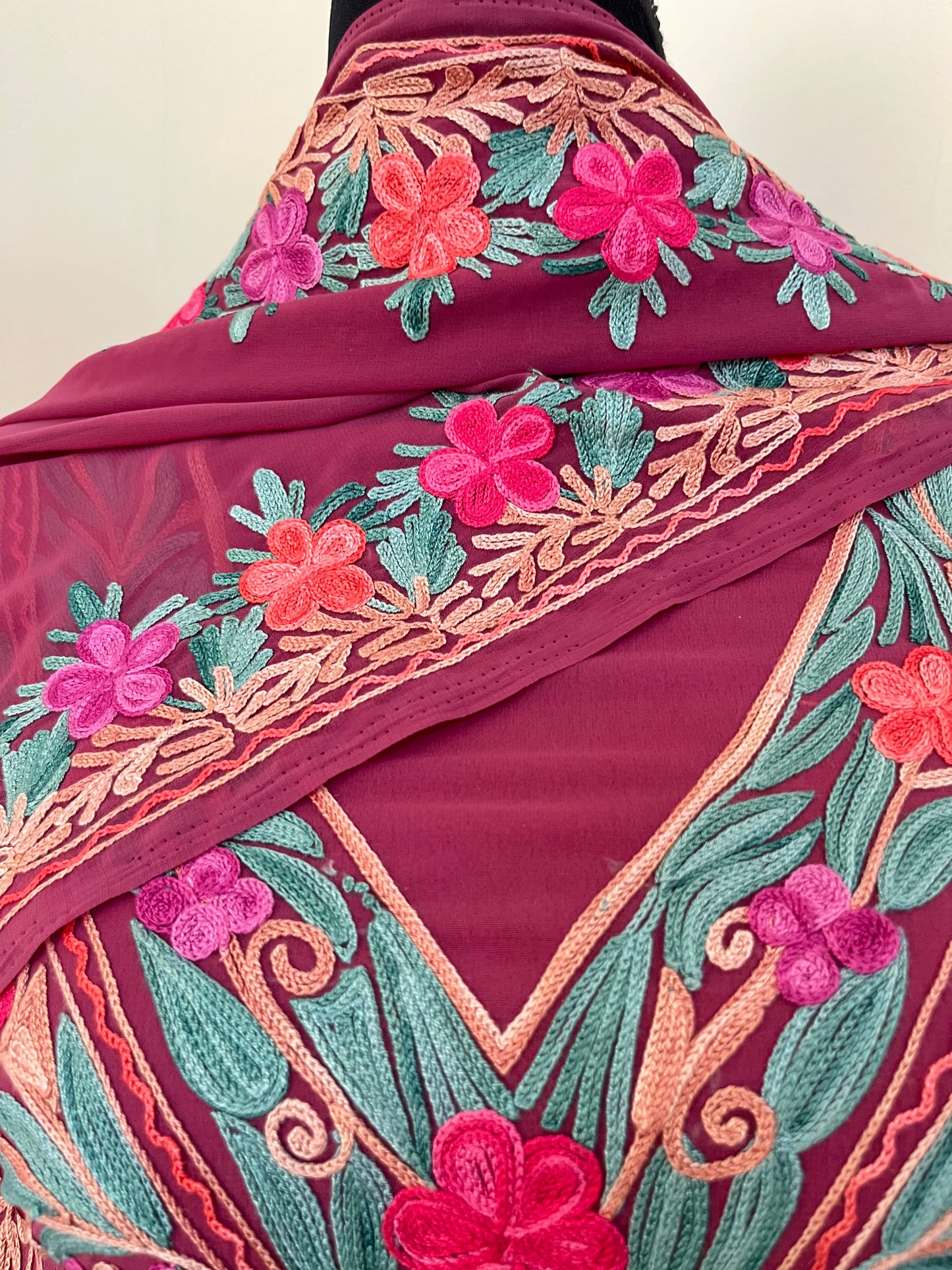 Mauve Georgette 3 Pc Kashmiri Suit