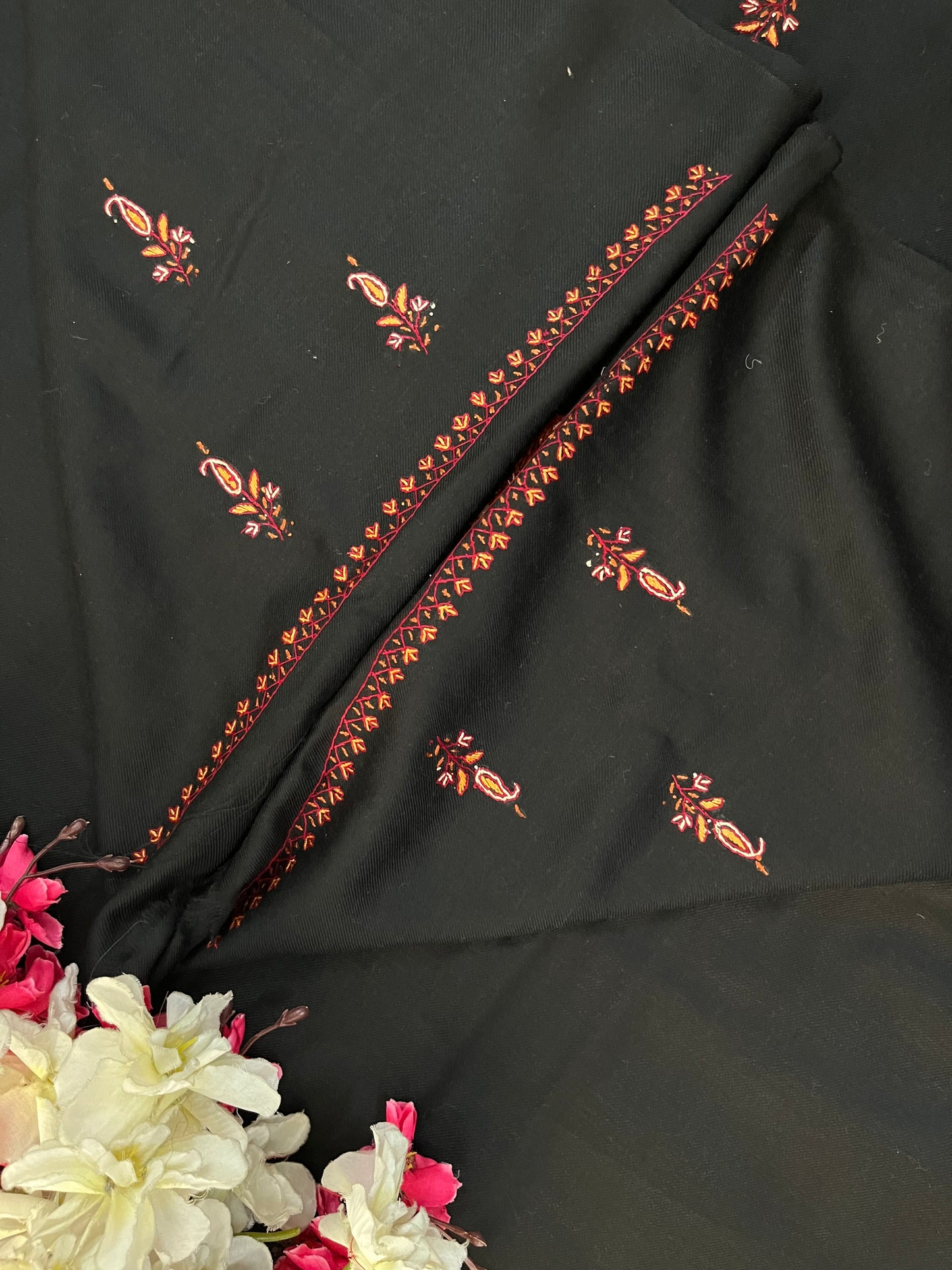 Black Fine Wool Sozni Embroidered 3pc Suit Stole