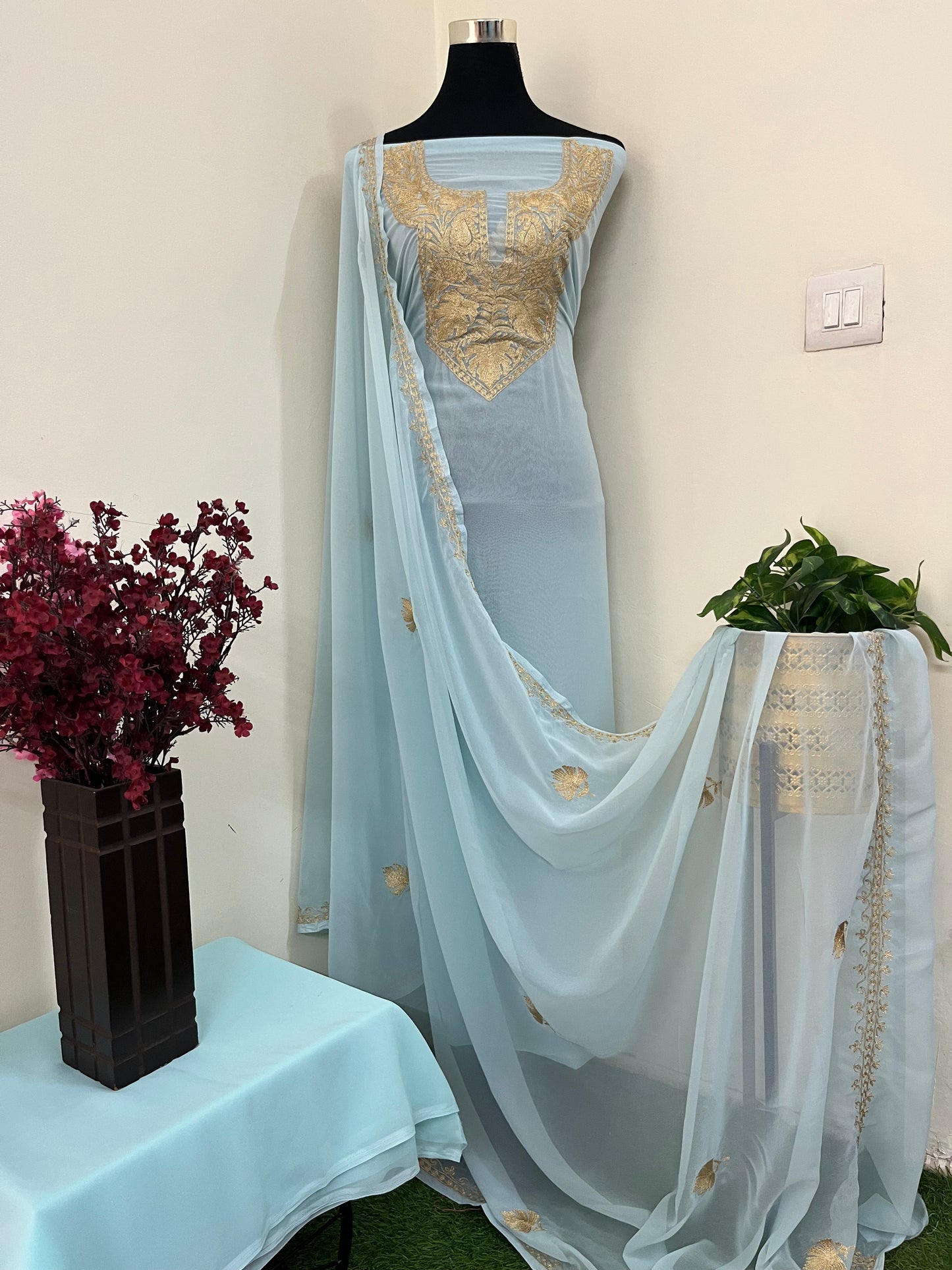Sky blue Georgette 3pc Kashmiri Tilla Suit
