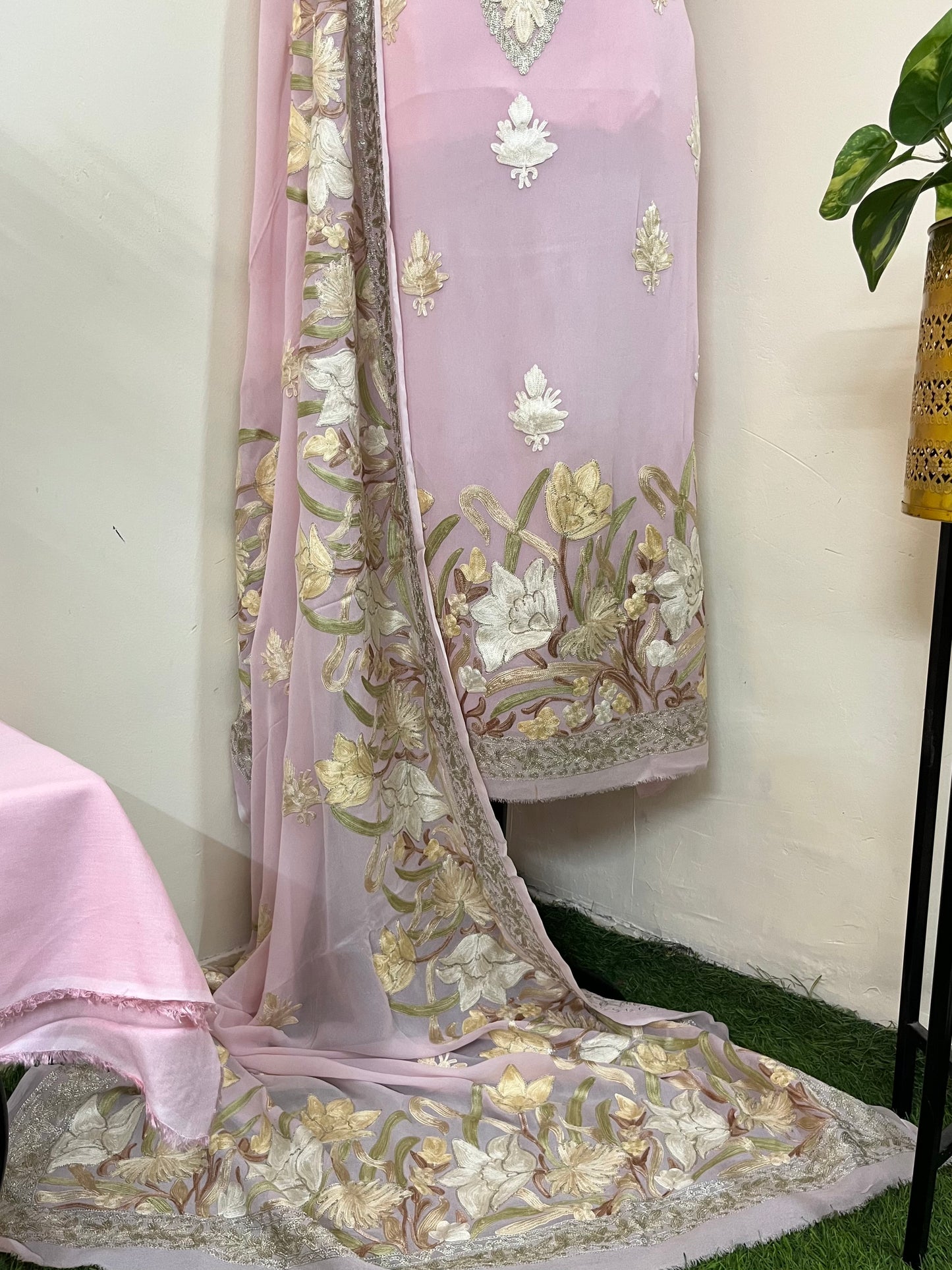 Georgette 3 Pc Aari Embroidered Suit