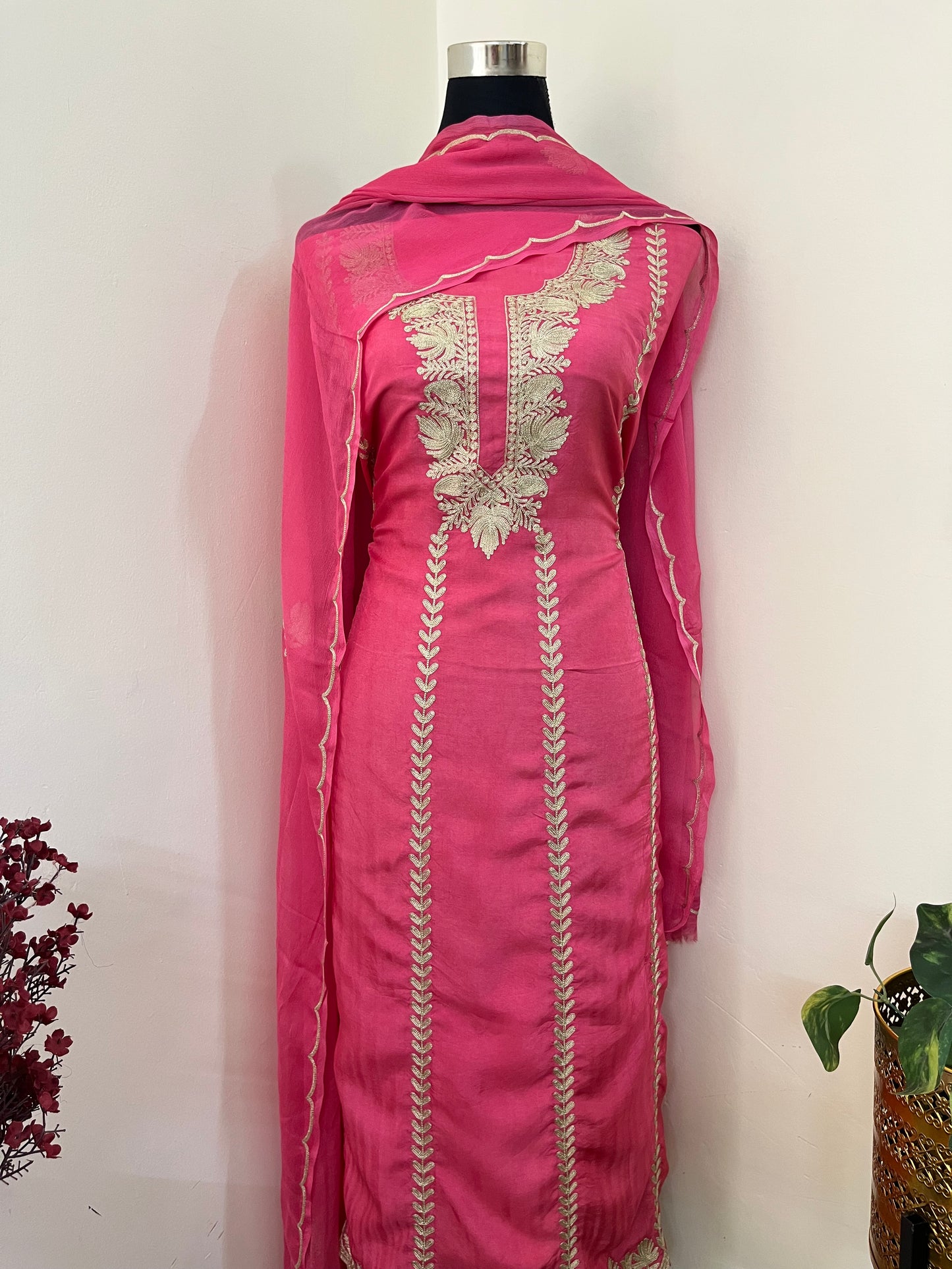 Rose Pink Sanam’ Silk Tilla Kashmiri Suit