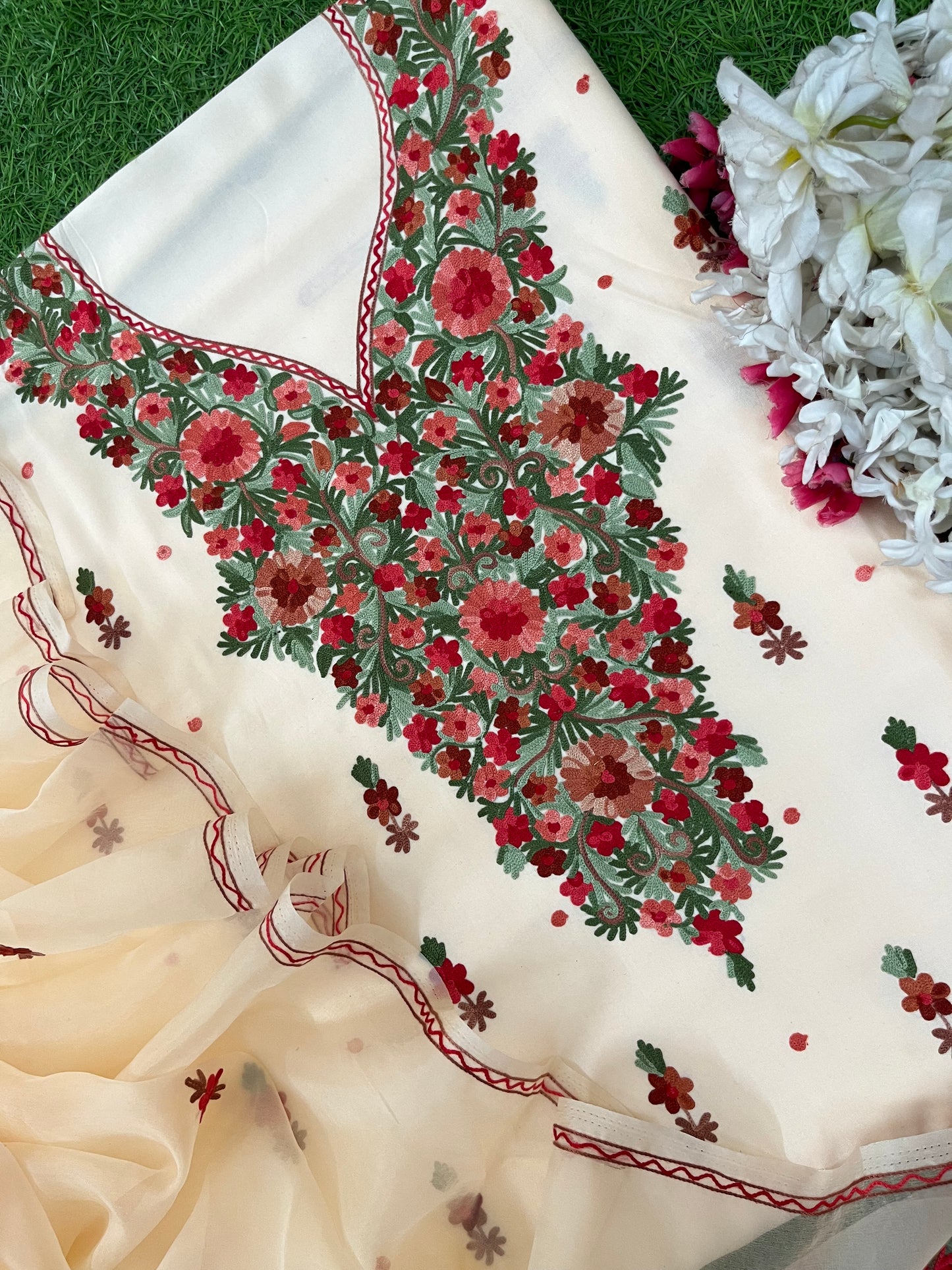 Faun Cotton Organza Dupatta Kashmiri 3pc set