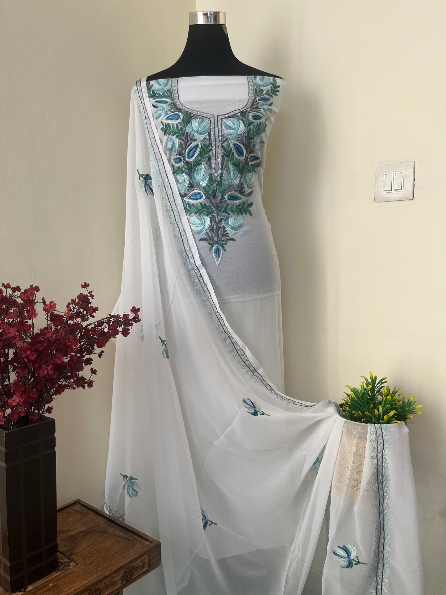 White Georgette Shirt and Dupatta Aari Embroidered Suit