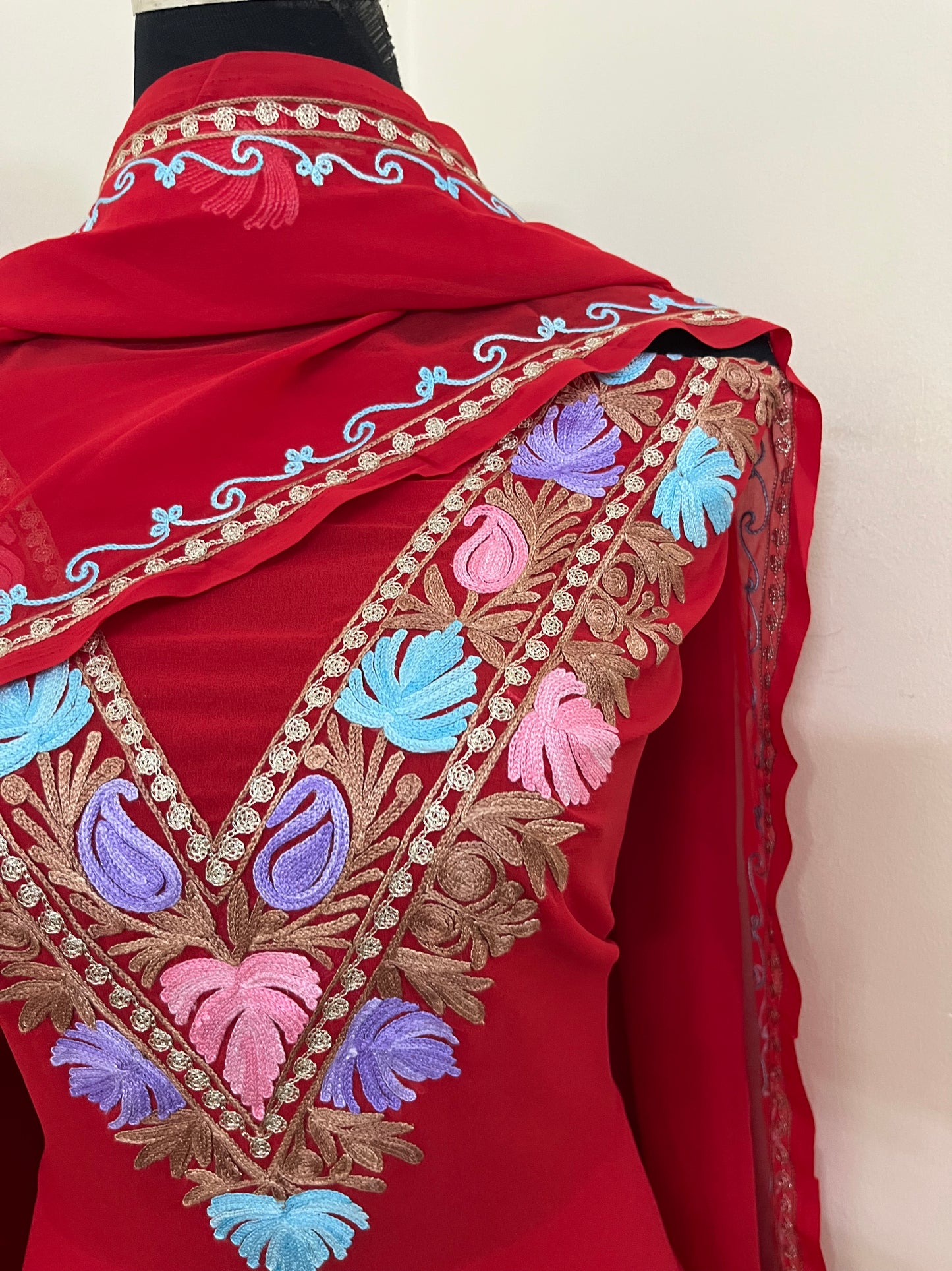 Red Georgette 3 Pc Aari Embroidered Suit Set
