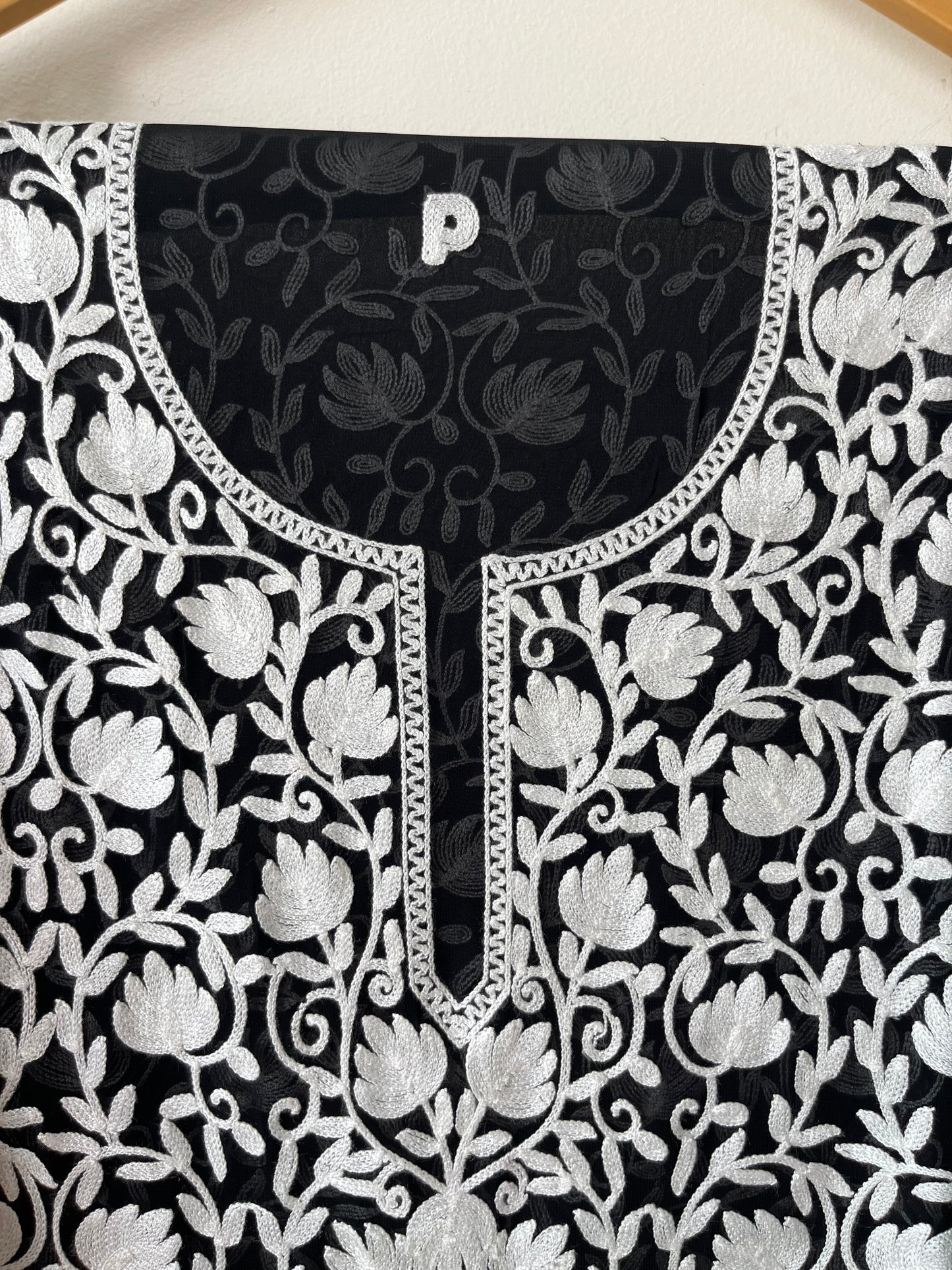 Black Georgette Jaal Work (Front & Back) Aari Embroidered Semi Stitched Kurta
