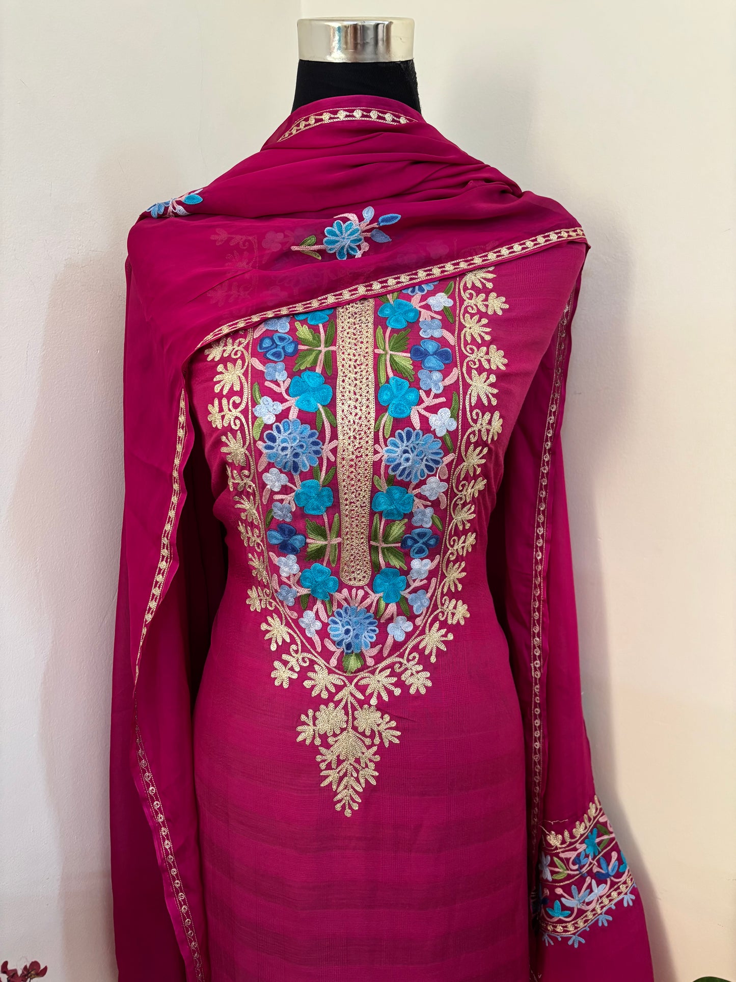 Kalaa’ Hot Pink Cotton Kashmiri Suit