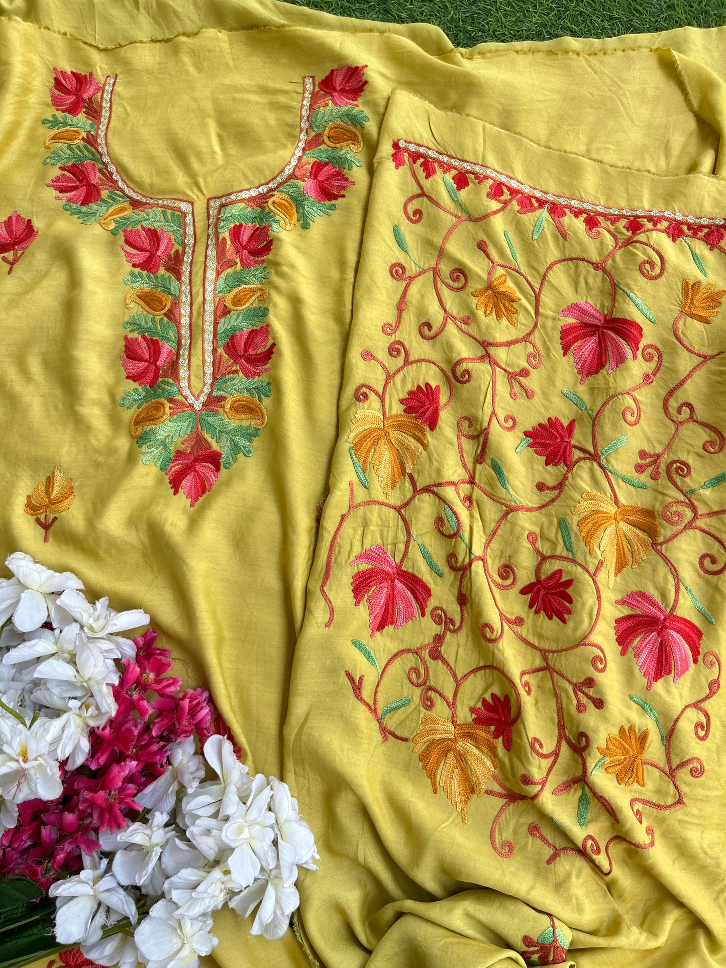 Soft Green Muslin Cotton Jaal Sleeves Kashmiri 3pc Suit