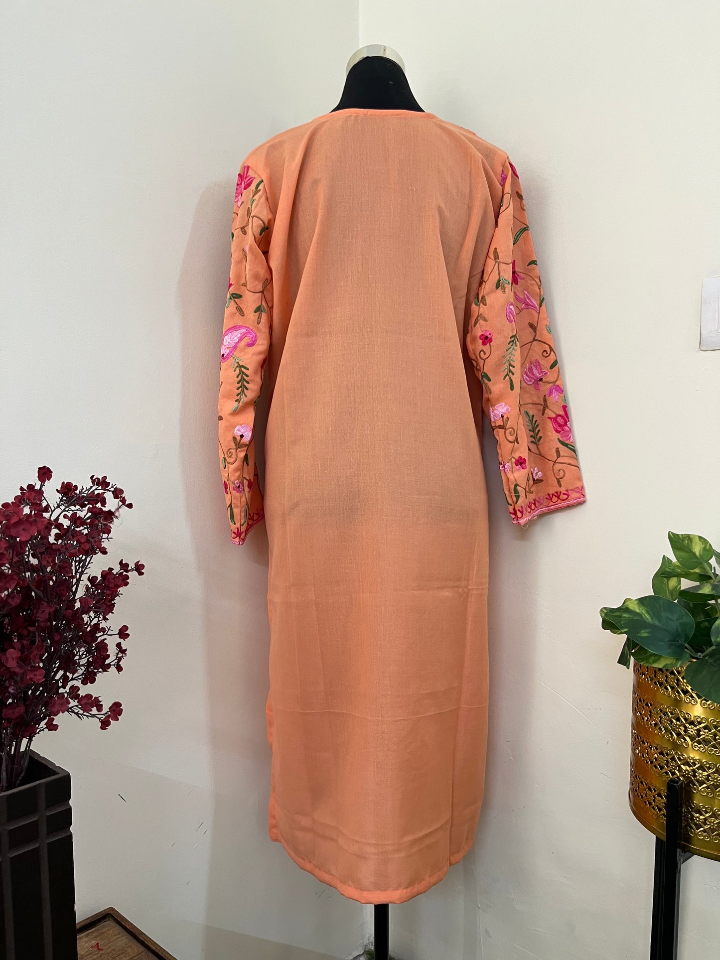 ‘Bageecha’ Cotton Stitched Aari Work Kurti (XL)