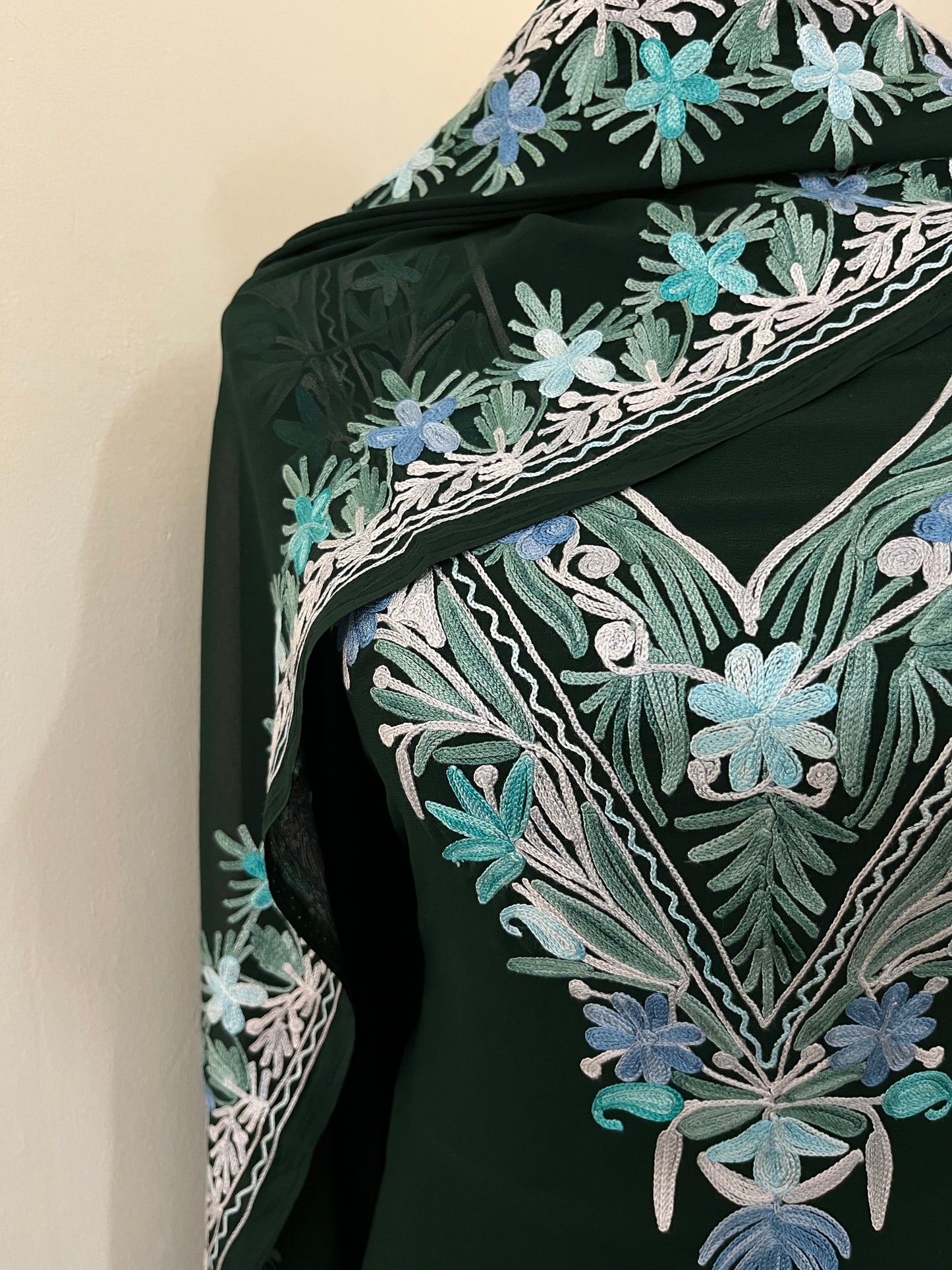 Green Georgette 3 Pc Kashmiri Suit