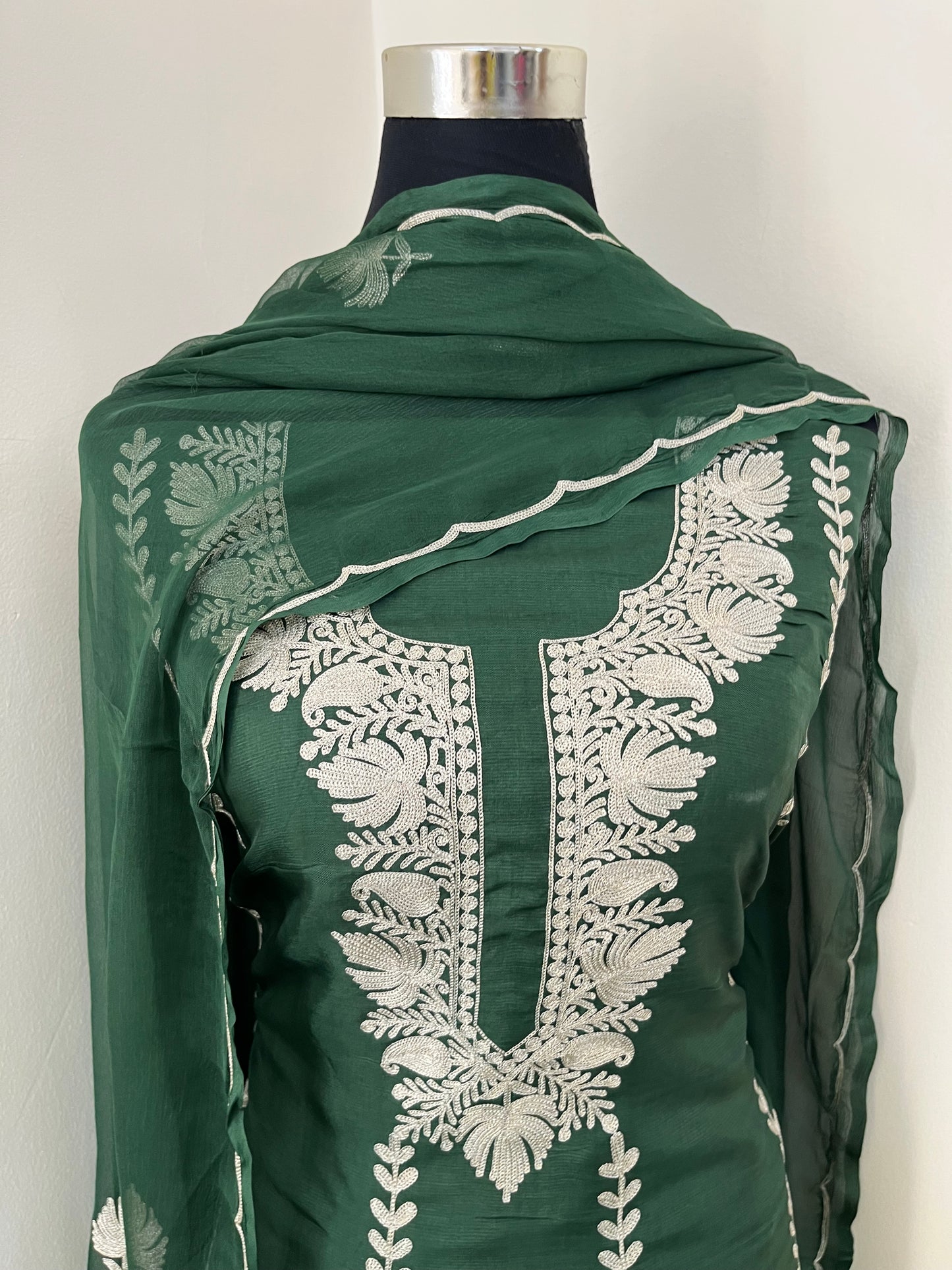 Green Sanam’ Silk Tilla Kashmiri Suit