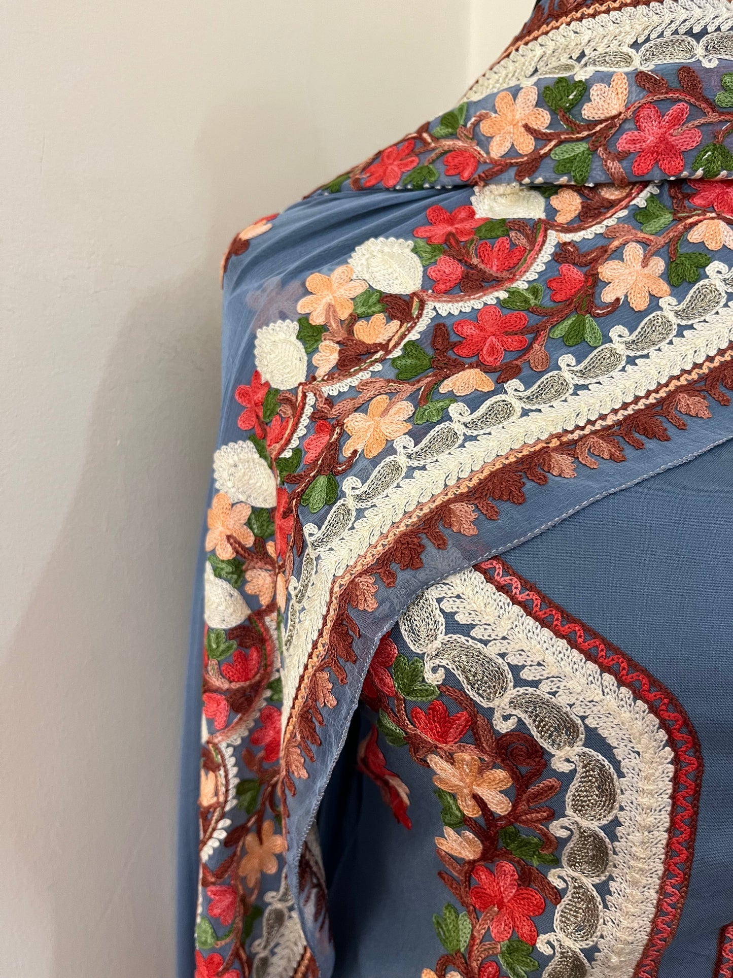 English Blue Rayon Cotton Kashmiri 3pc set