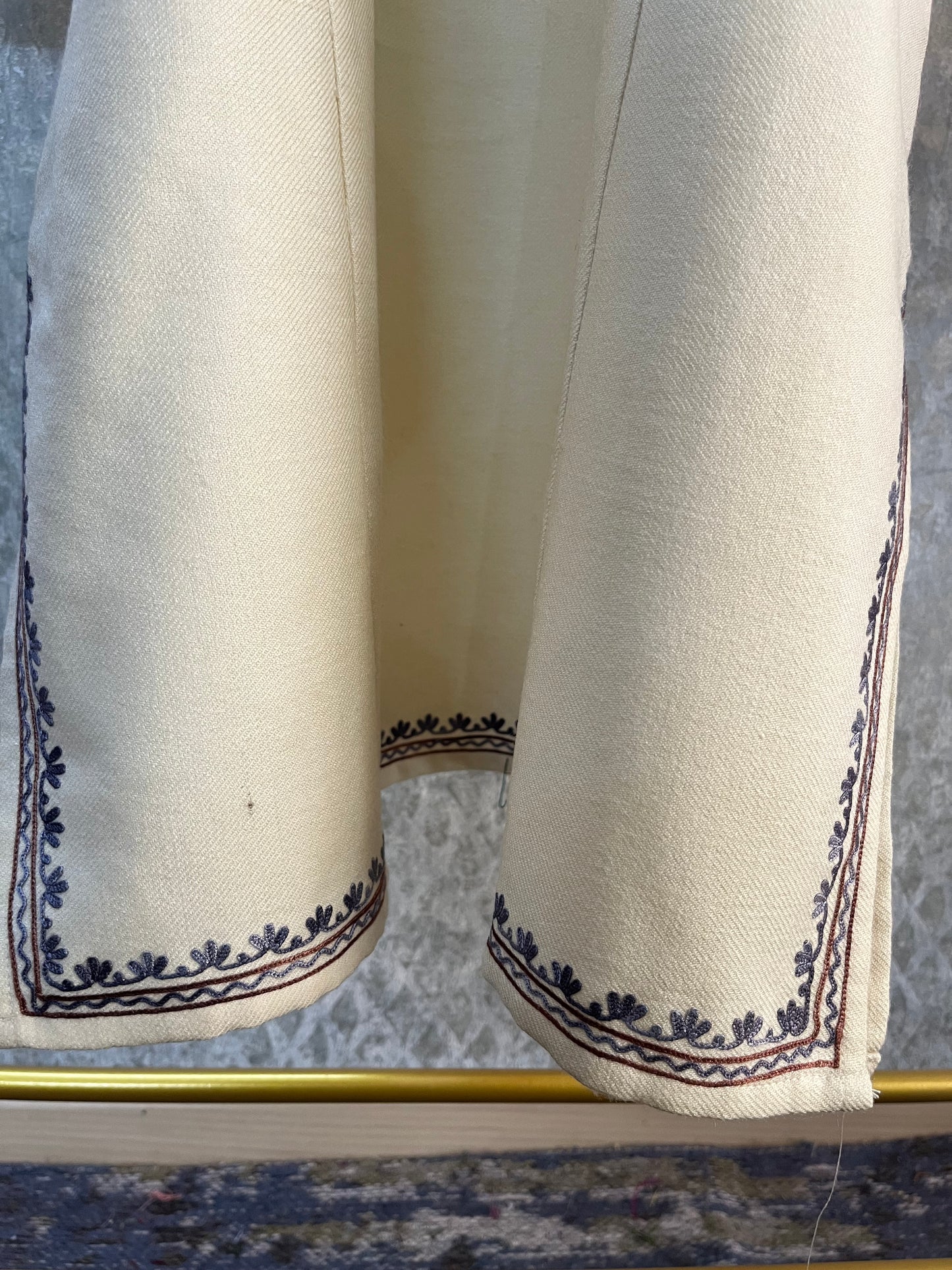 Off White Aari Embroidered Wool Pheran