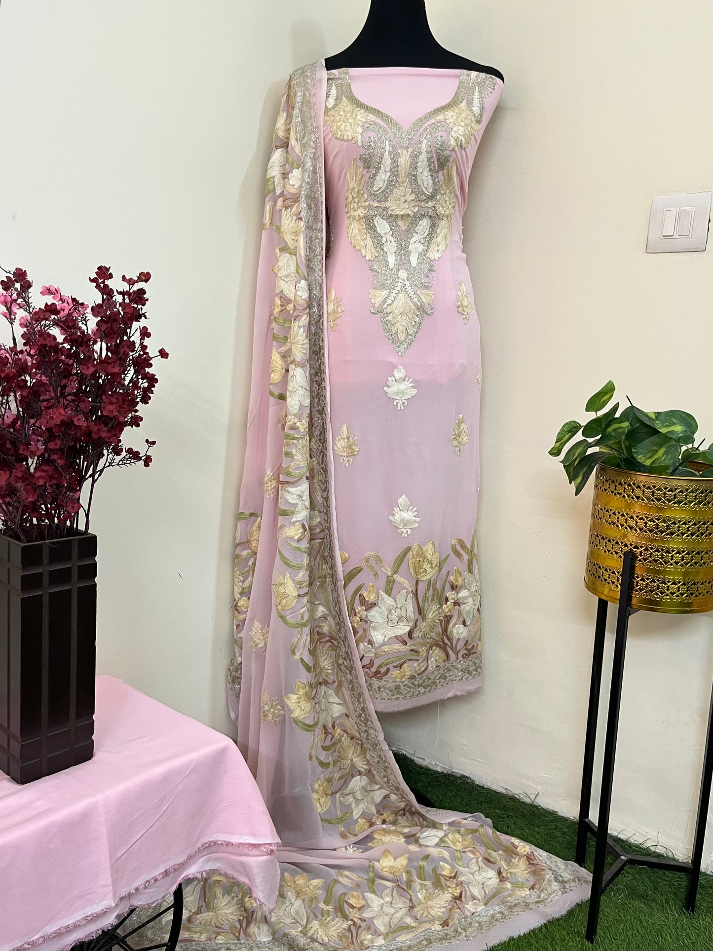 Georgette 3 Pc Aari Embroidered Suit