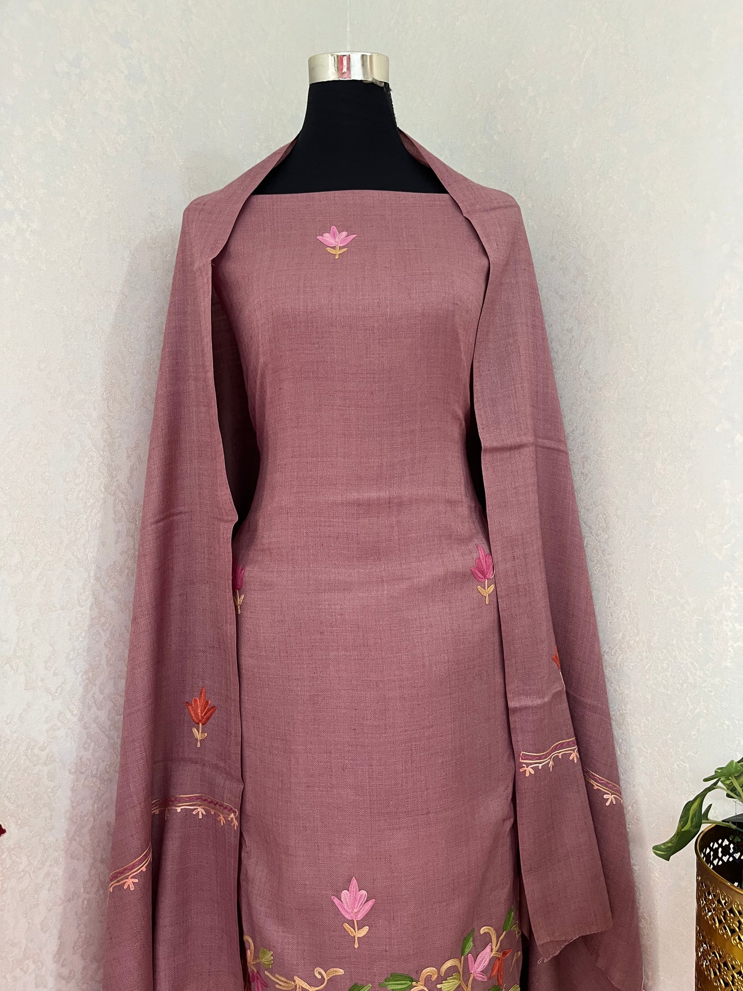 Onion Pink Fine Wool Kashmiri Suit