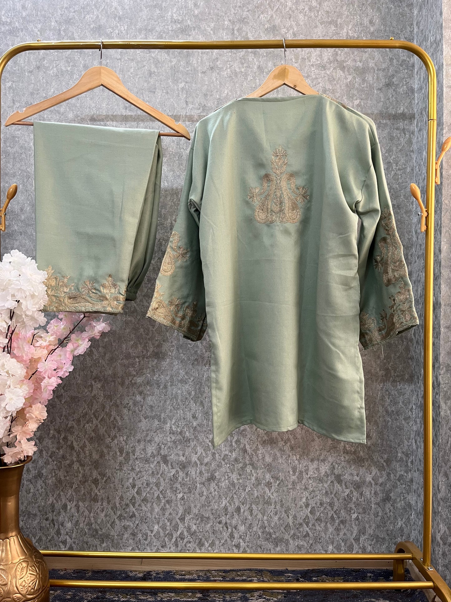 Light Green Woollen Kashmiri Co-Ord Set ( Size 48)