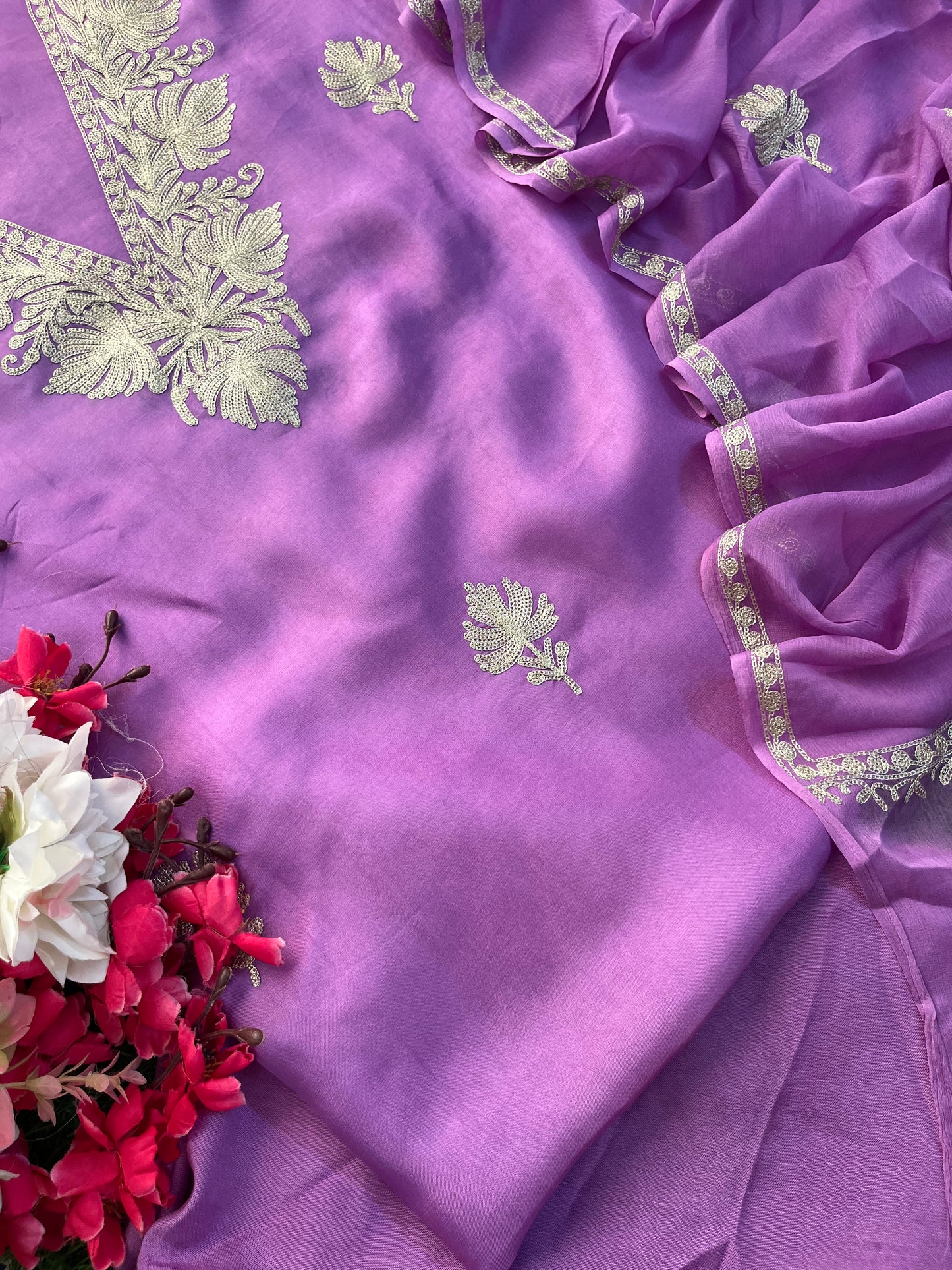 Lavender Silk Tilla Kashmiri Suit