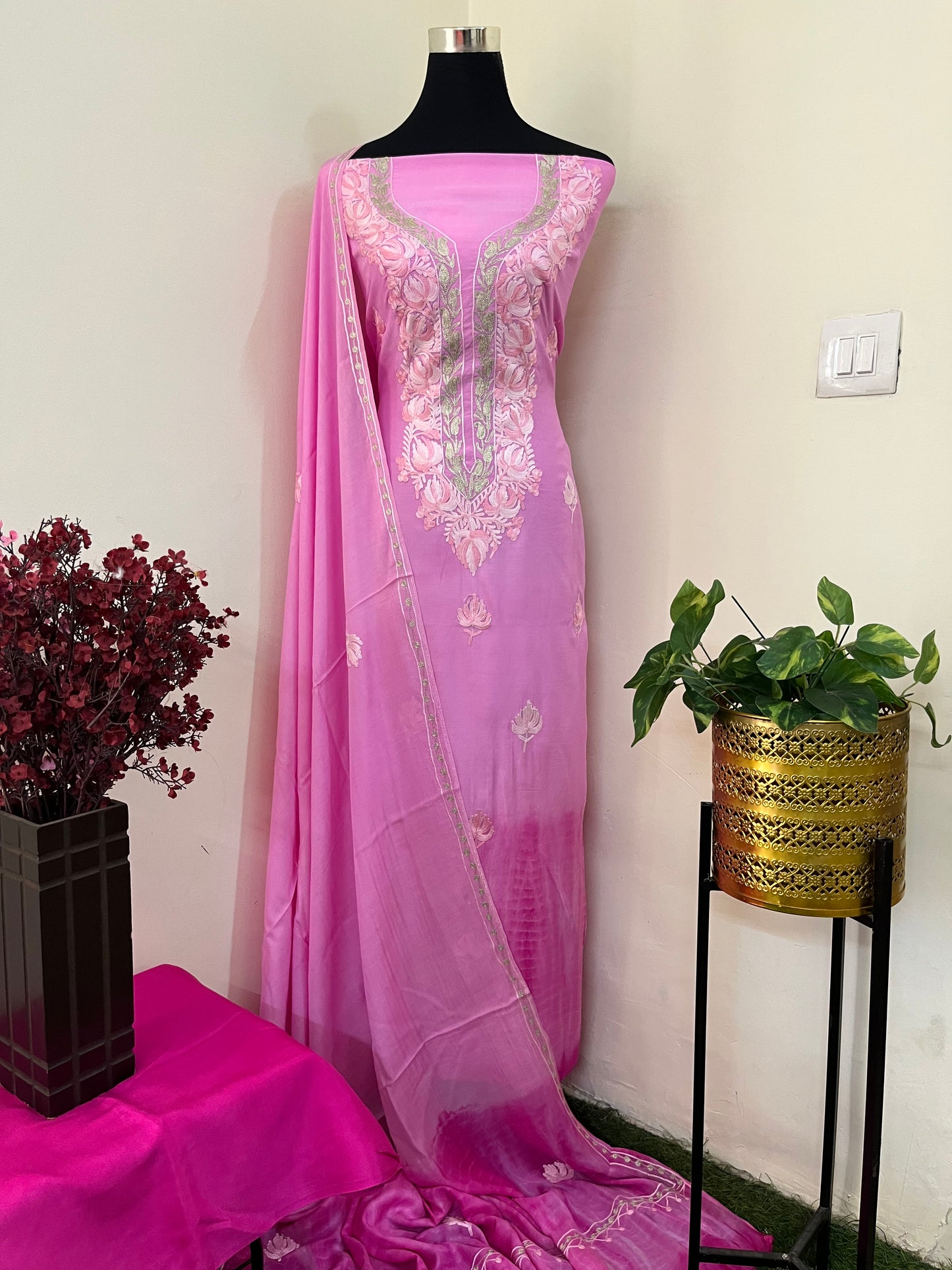 Mauve Mul Cotton Shibori Work Kashmiri 3pc Suit