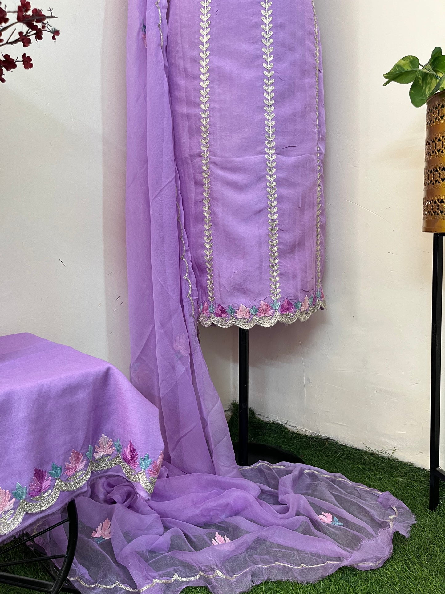 Sanam’ Silk Aari Embroidered Suit material
