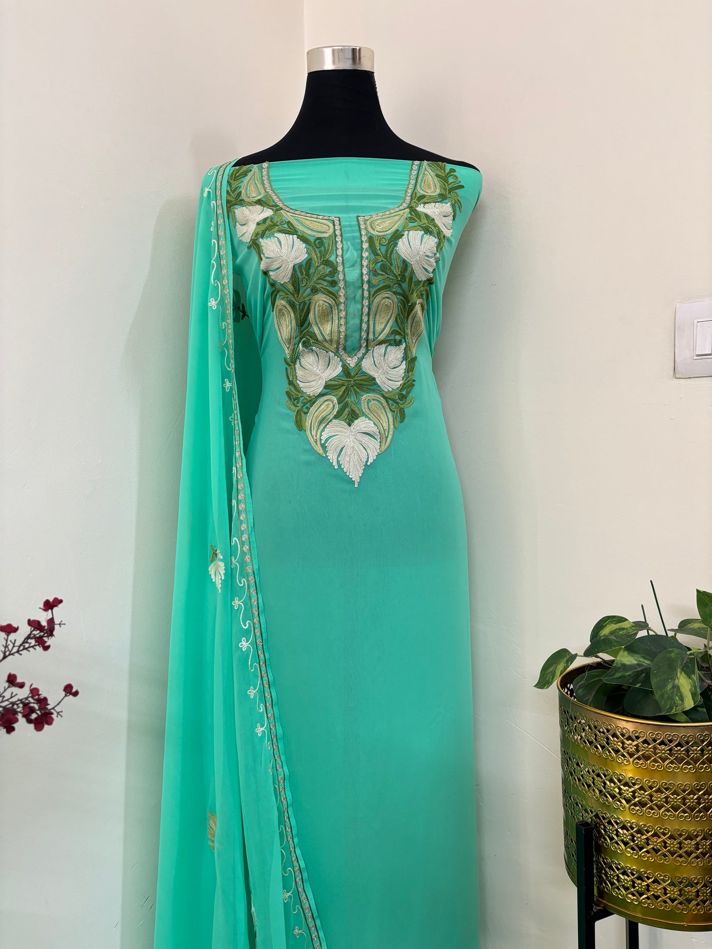 Sea Green Georgette 3pc Aari Embroidered Suit