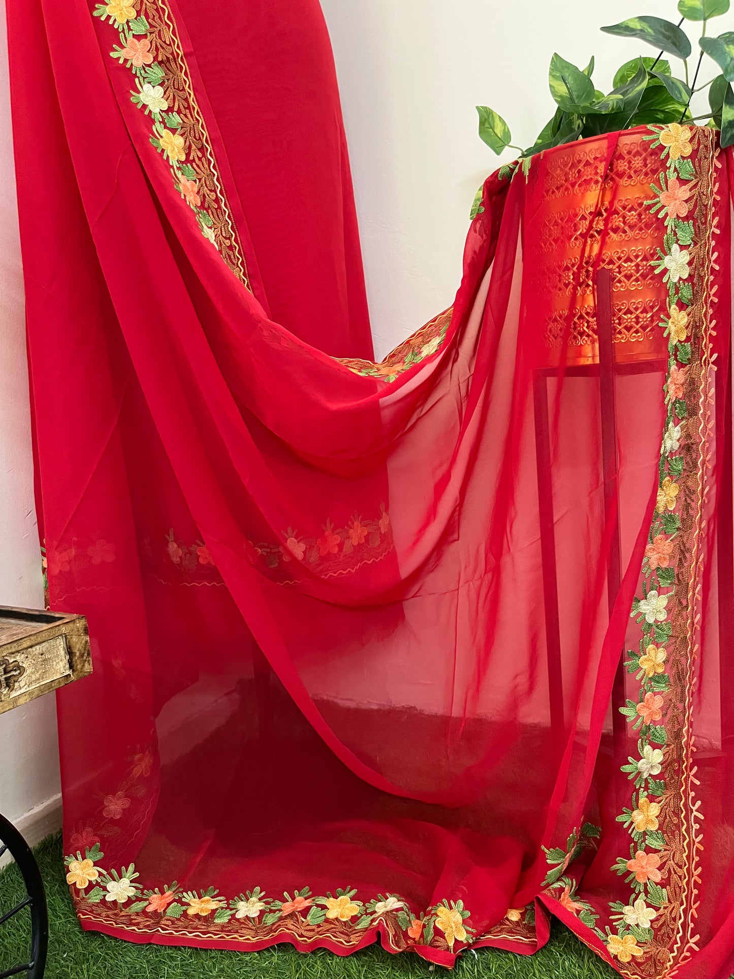 Red Georgette 3 Pc Kashmiri Suit