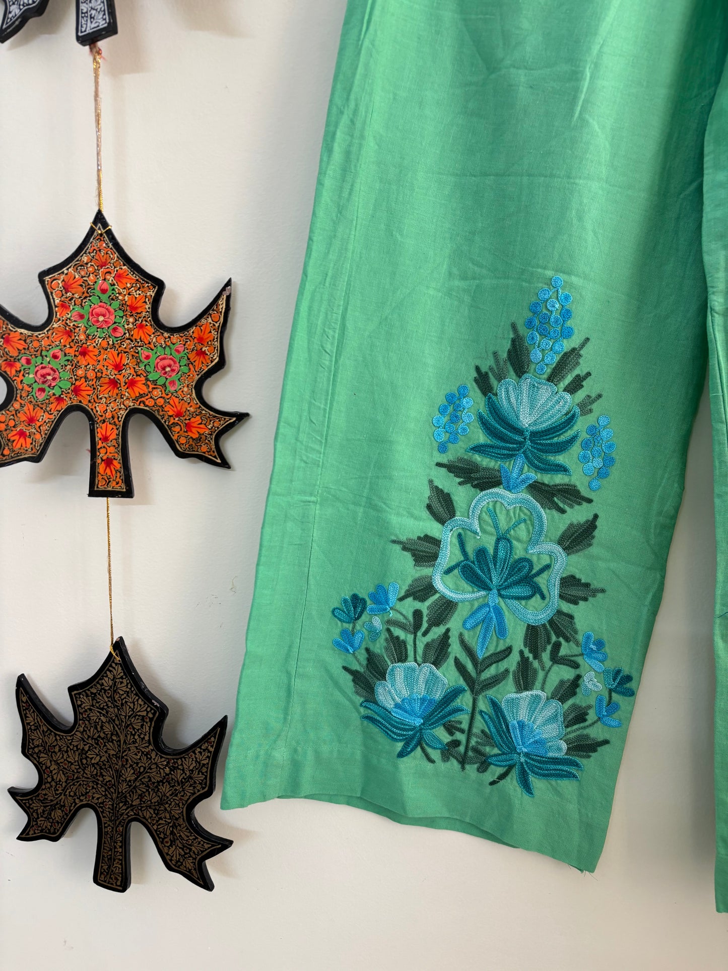 Women Green Solid Cropped Wide Leg Aari Embroidered Palazzos ‘S’