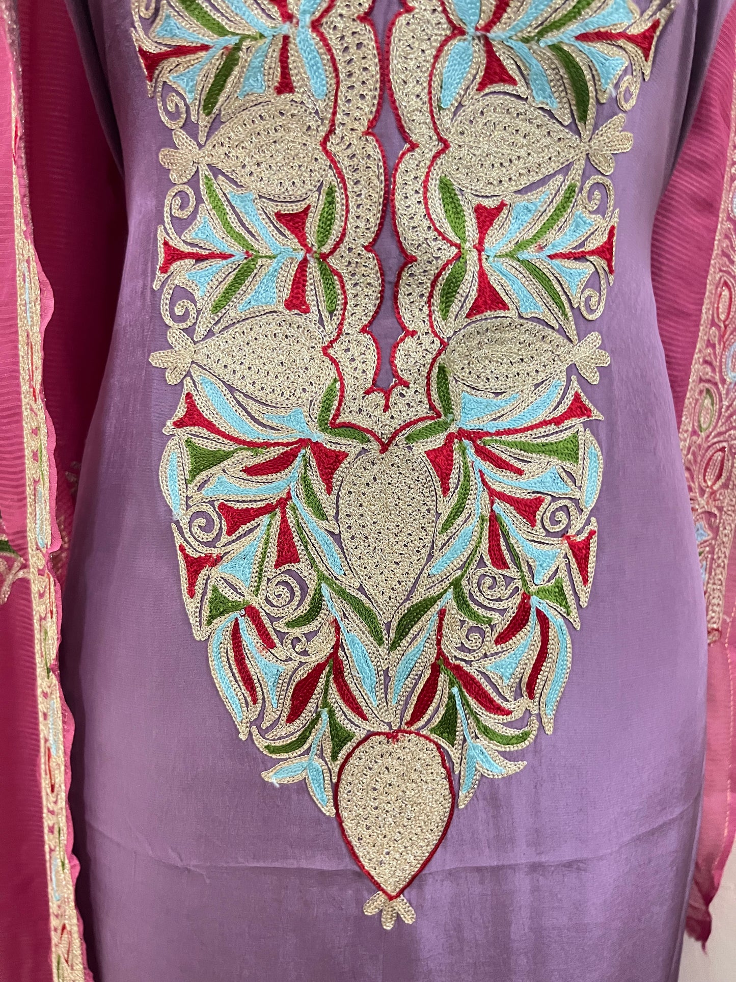 Kalaa’ Lilac Crape Kashmiri Suit