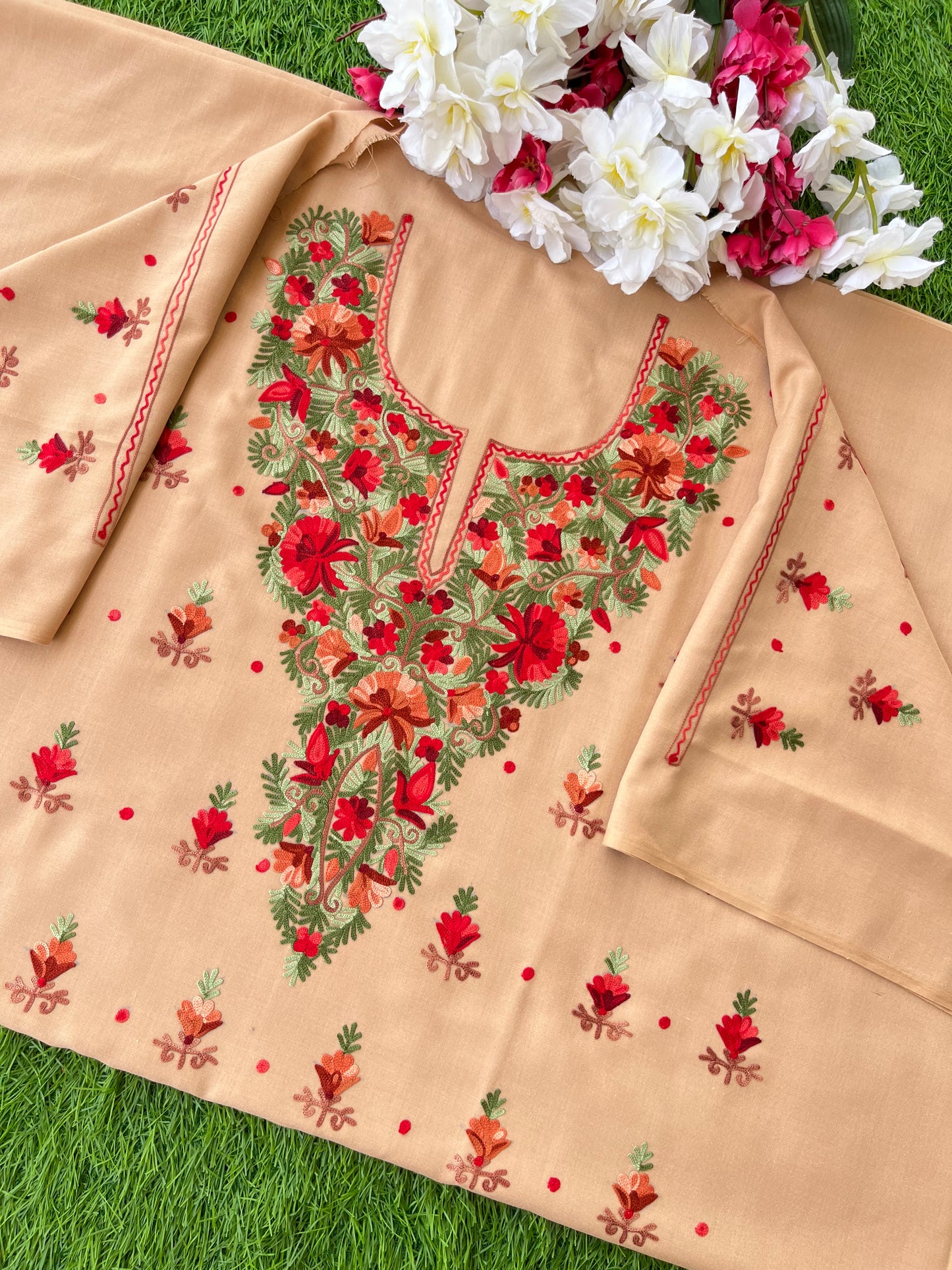 Faun Cotton Two Piece Set (Aari Embroidered)