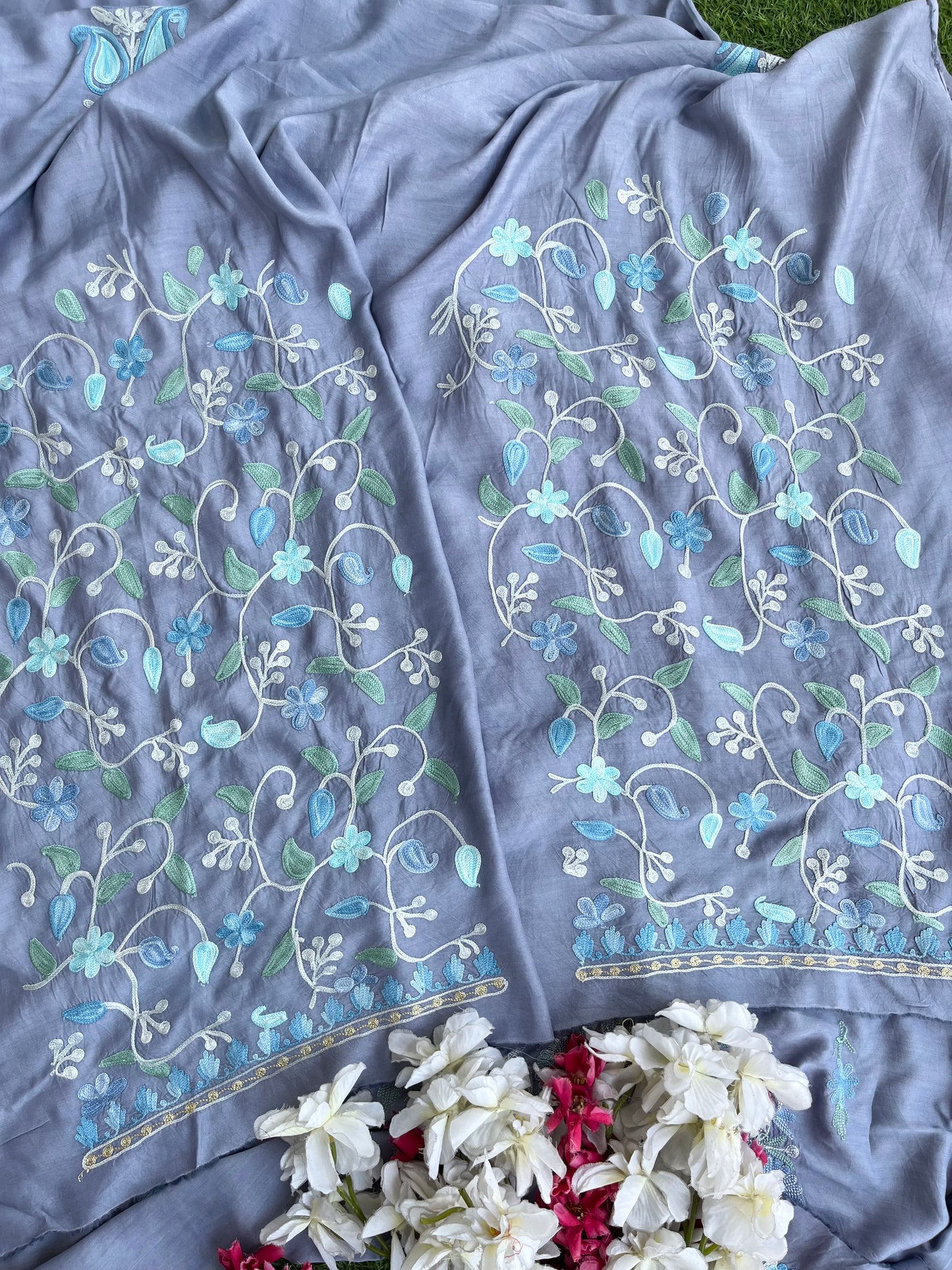 English Grey Muslin Cotton Jaal Sleeves Kashmiri 3pc Suit