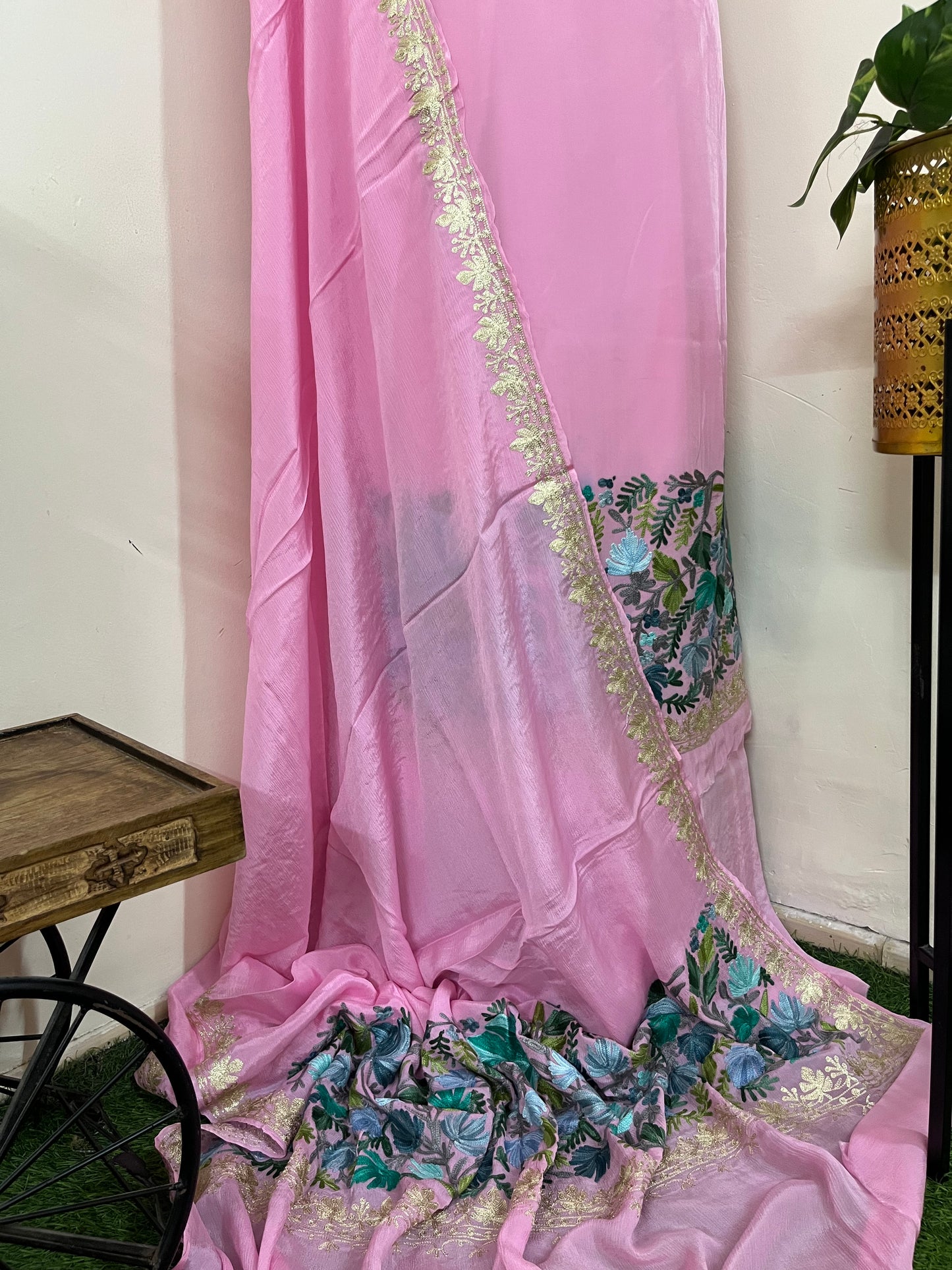‘Kalaa’ Soft Pink Crape Kashmiri Suit