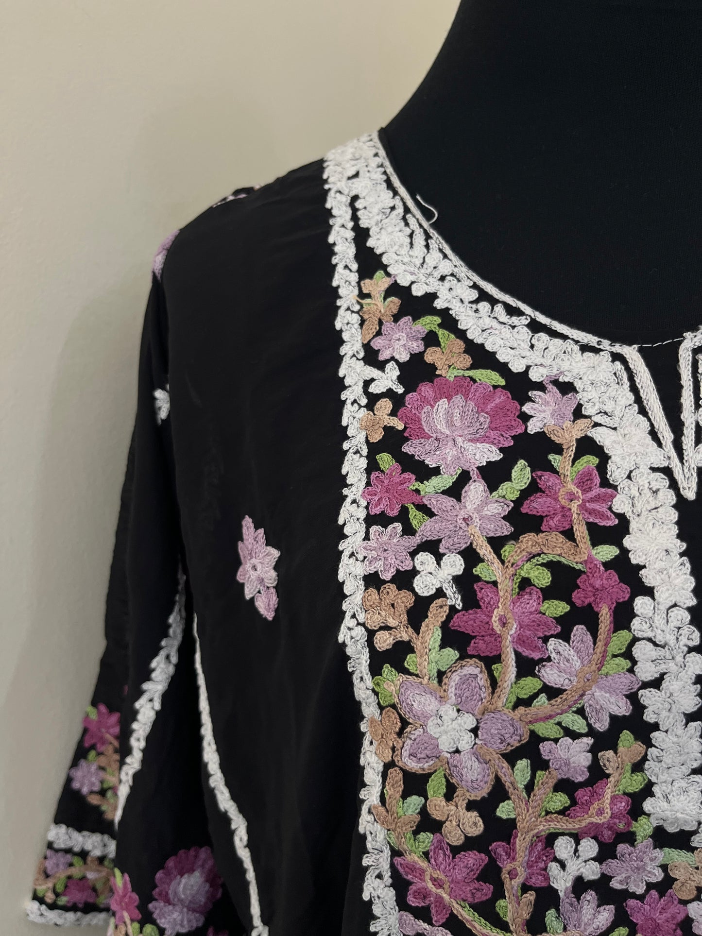 Black Georgette All over Work Aari Embroidered Unstitched Kurta