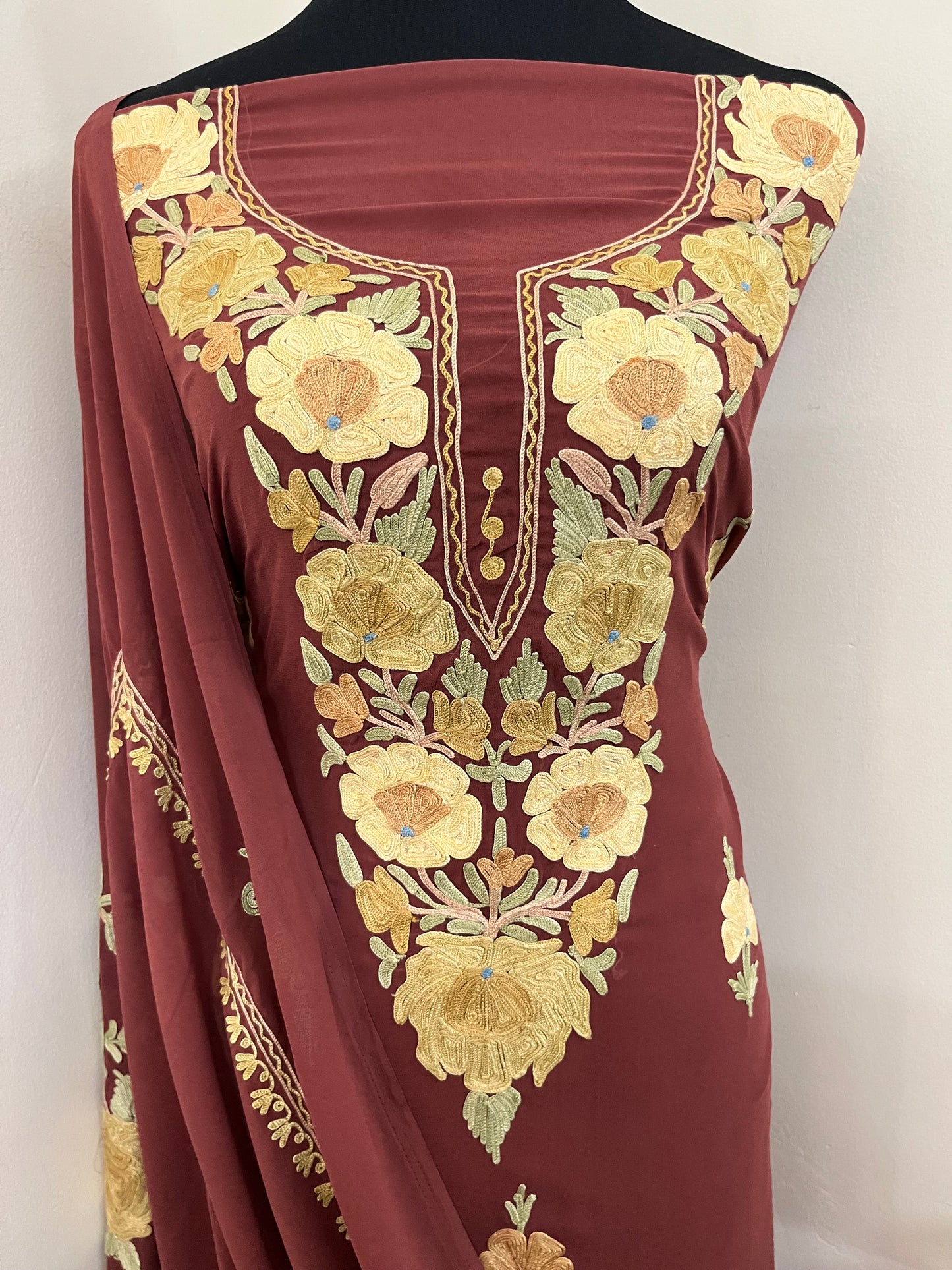 Georgette 3 Pc Aari Embroidered Suit