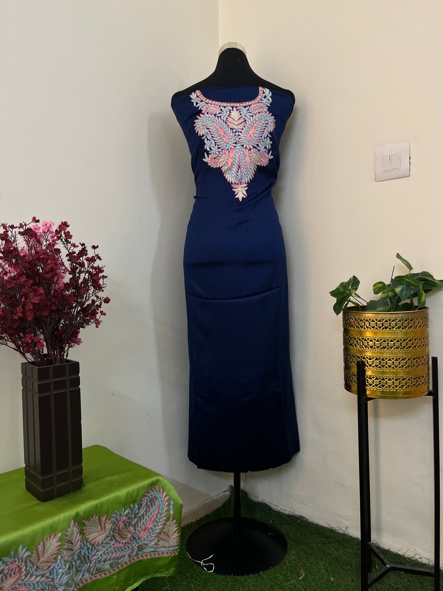 Kalaa’ Royal Blue 3D Crape Kashmiri Suit