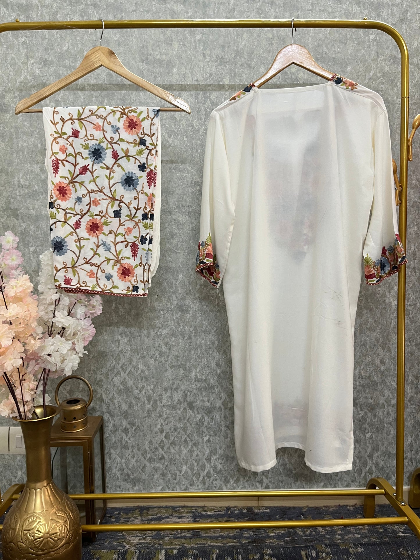 Off White Cotton Stitched Co-ord Set(42)