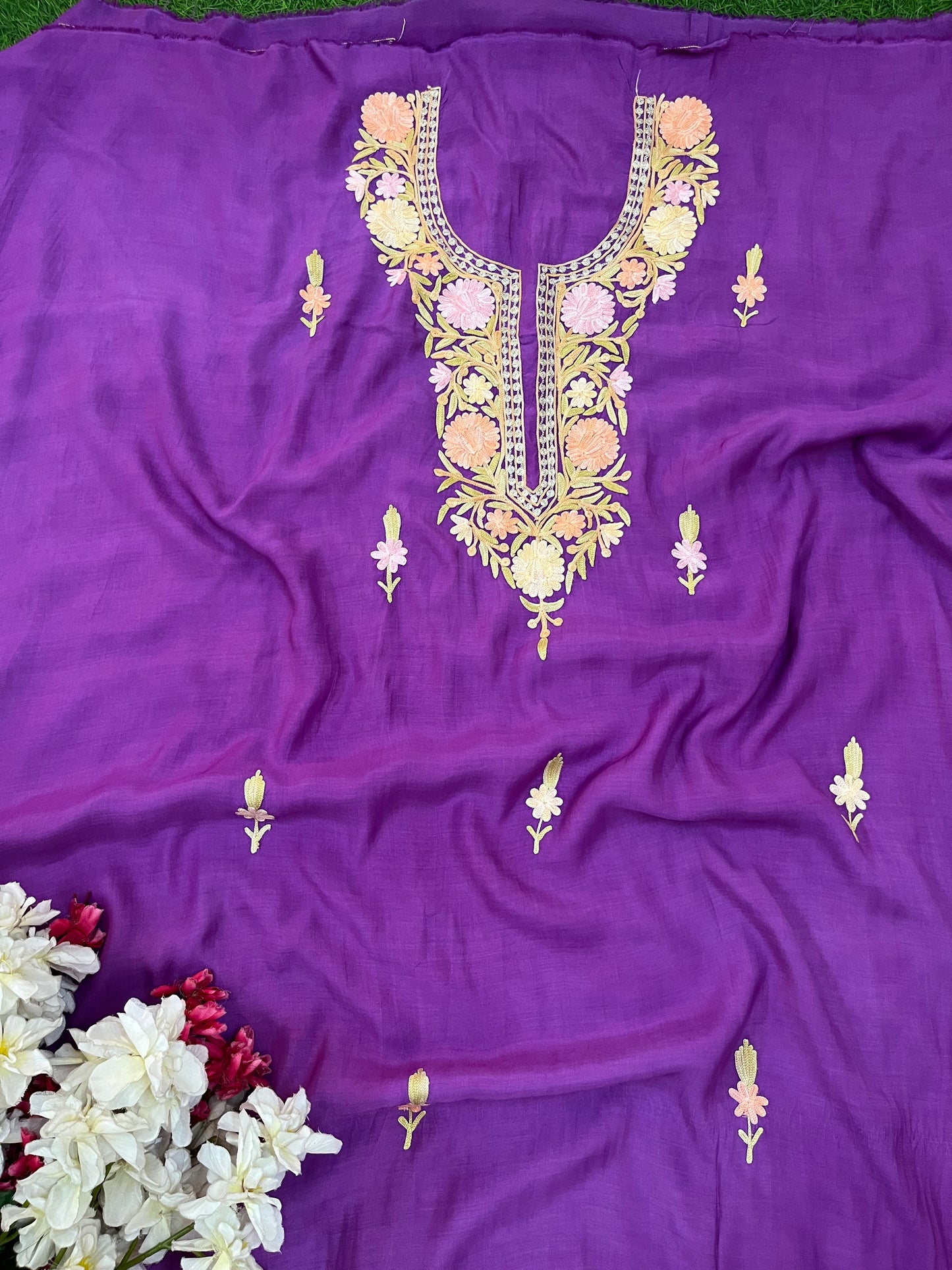 Lilac Muslin Cotton Jaal Sleeves Kashmiri 3pc Suit