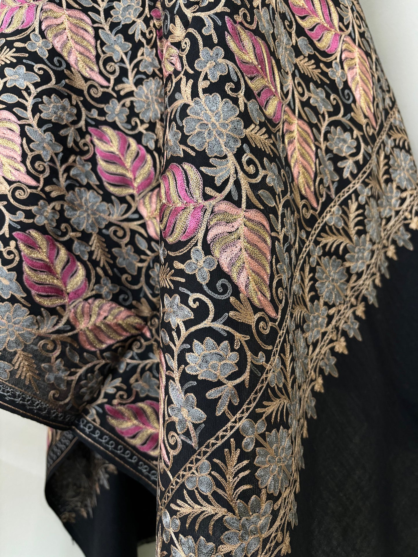 Black Chinaar Baag Kashmiri Stole