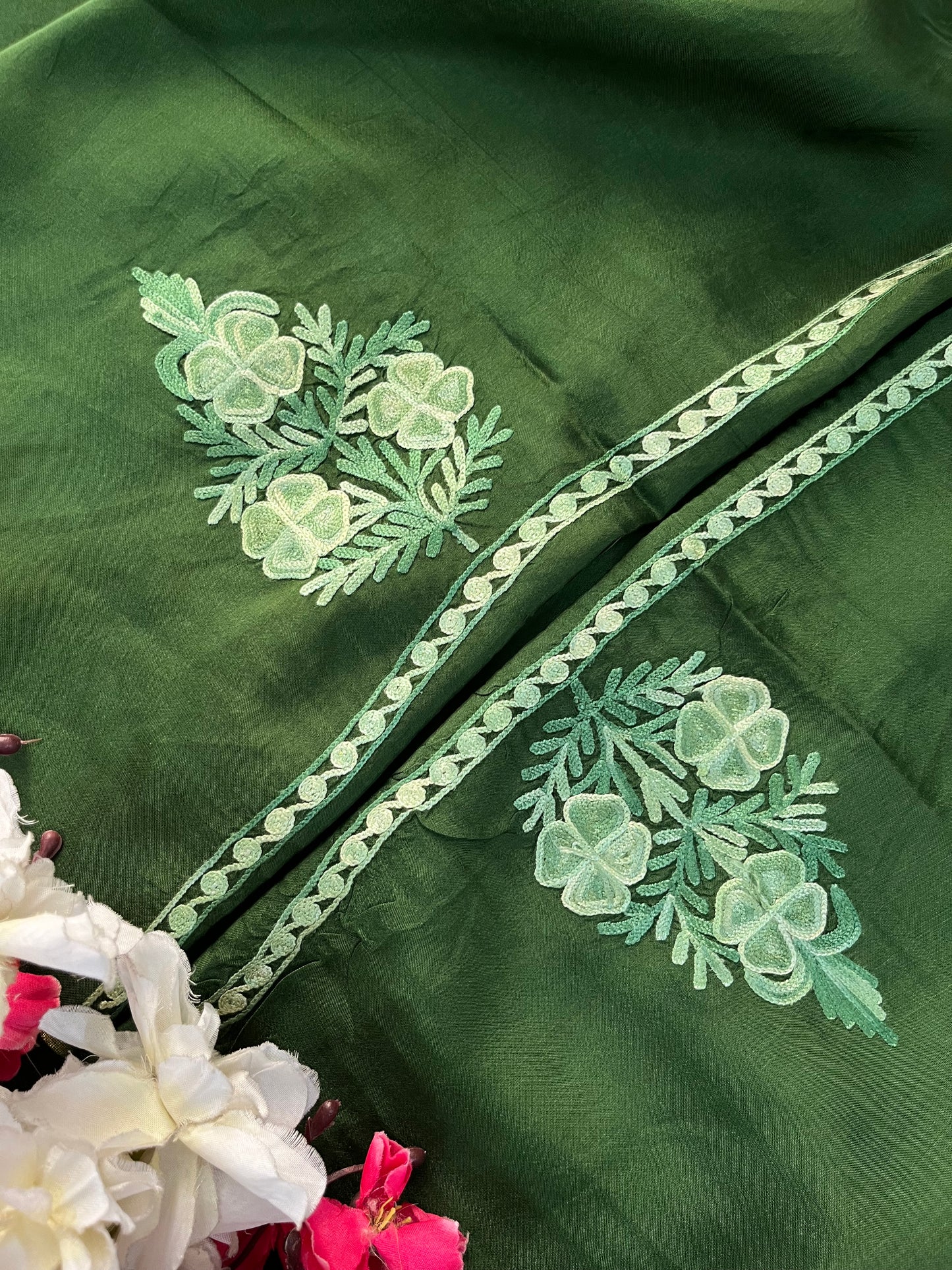 Green Opada Silk Kashmiri Suit