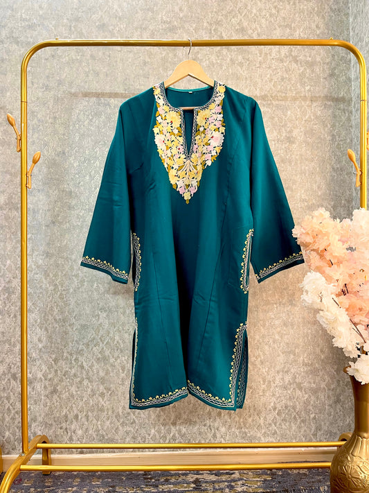Green Aari Embroidered Wool Pheran